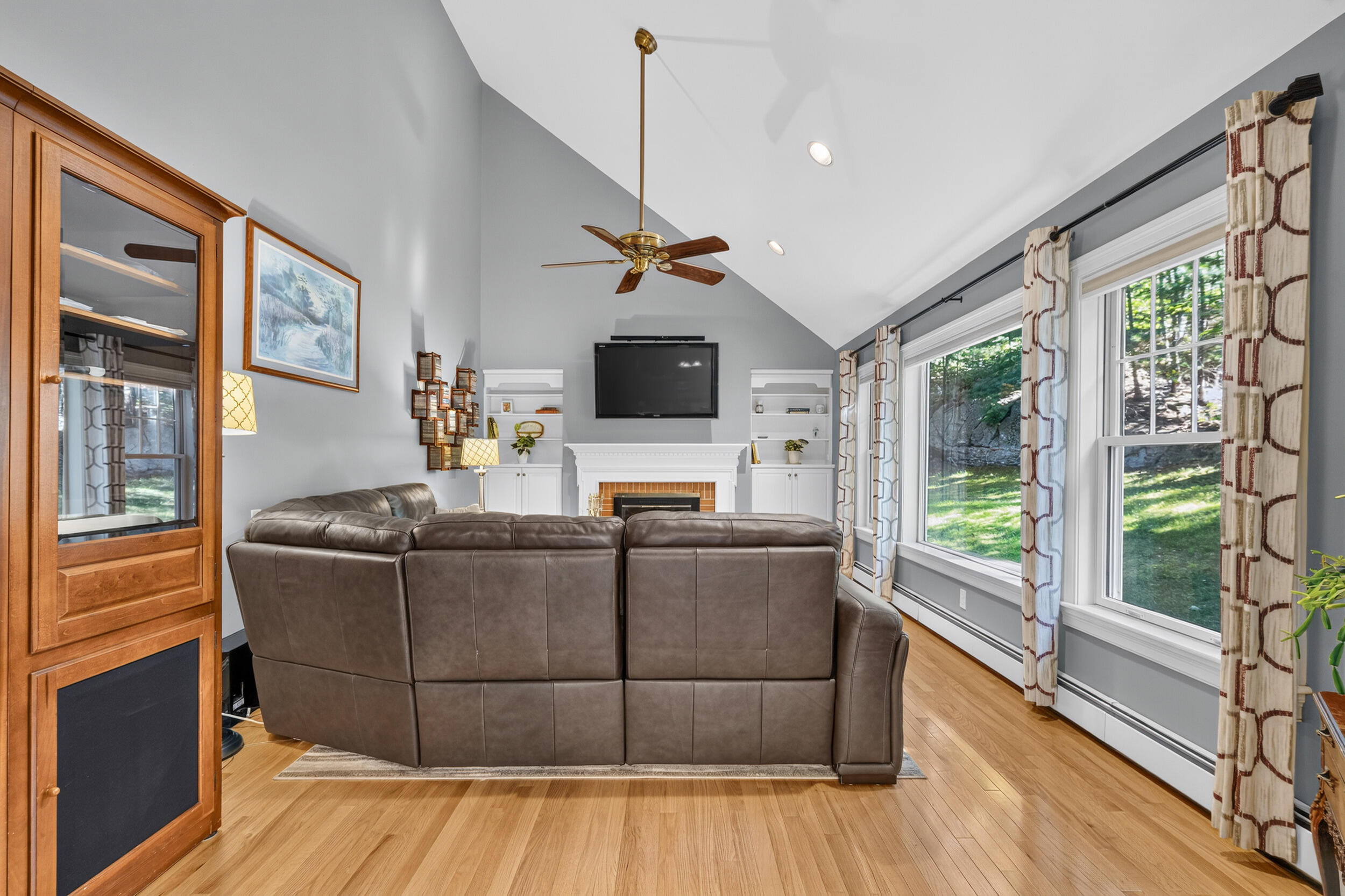 68 Graystone Lane