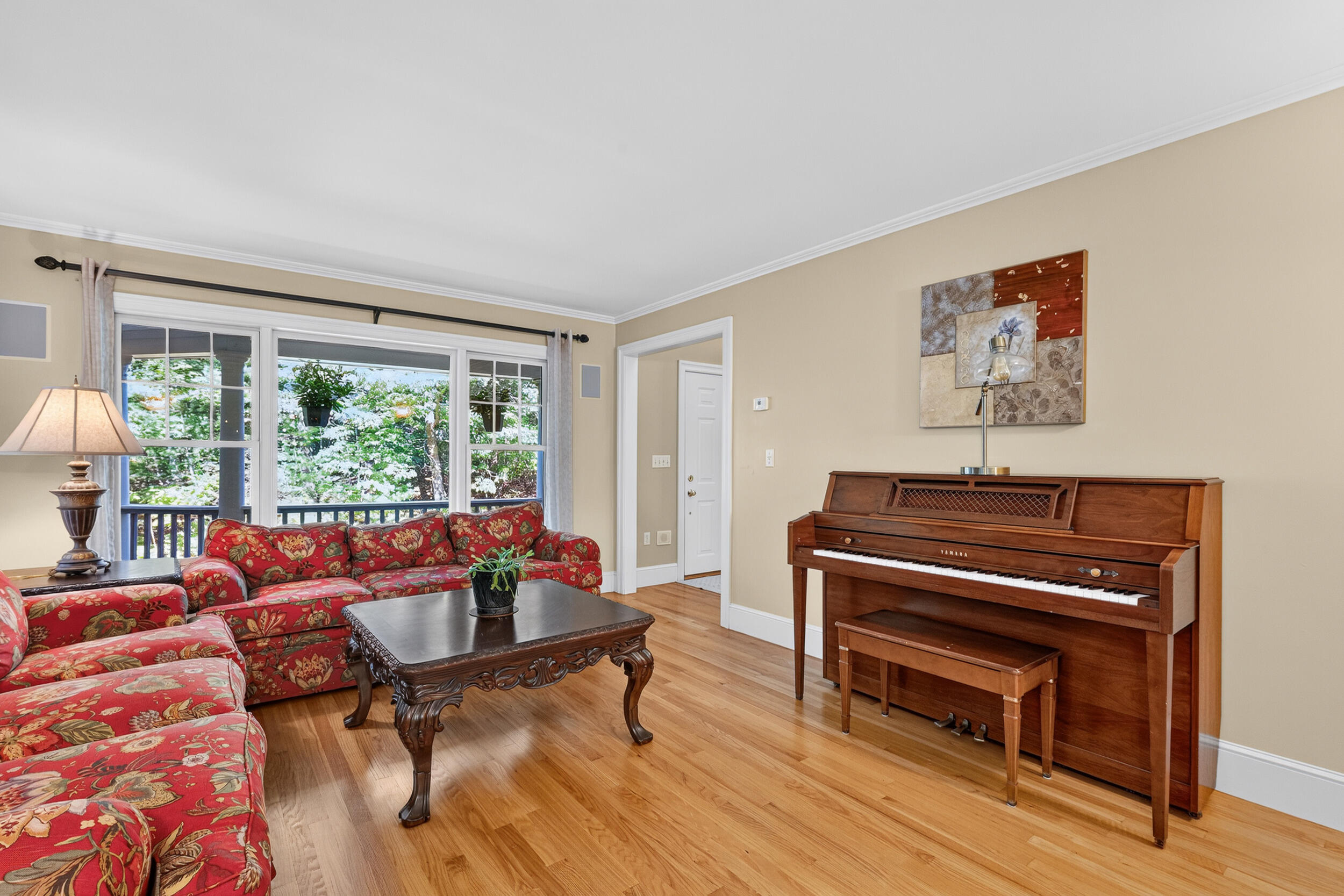 68 Graystone Lane