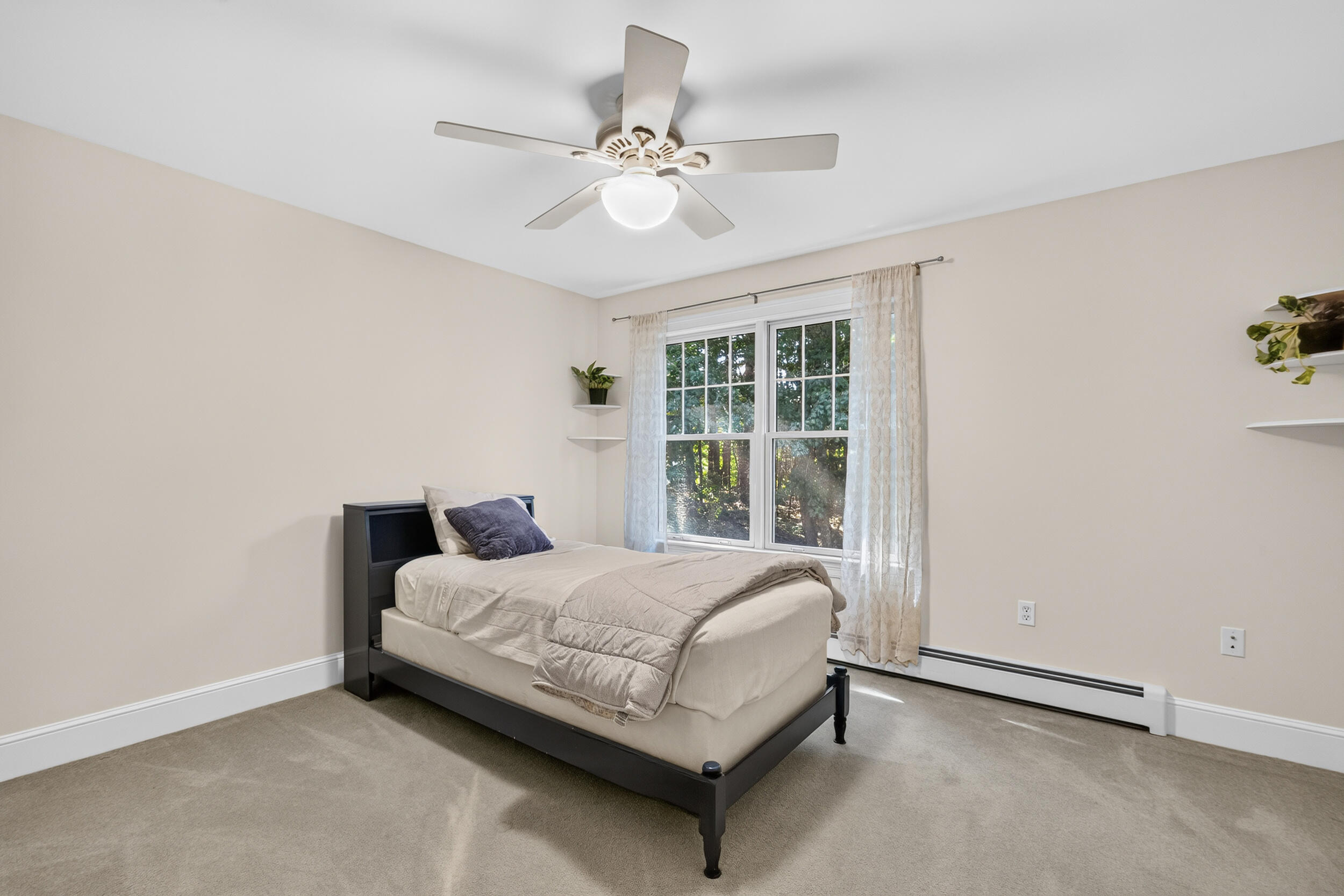 68 Graystone Lane