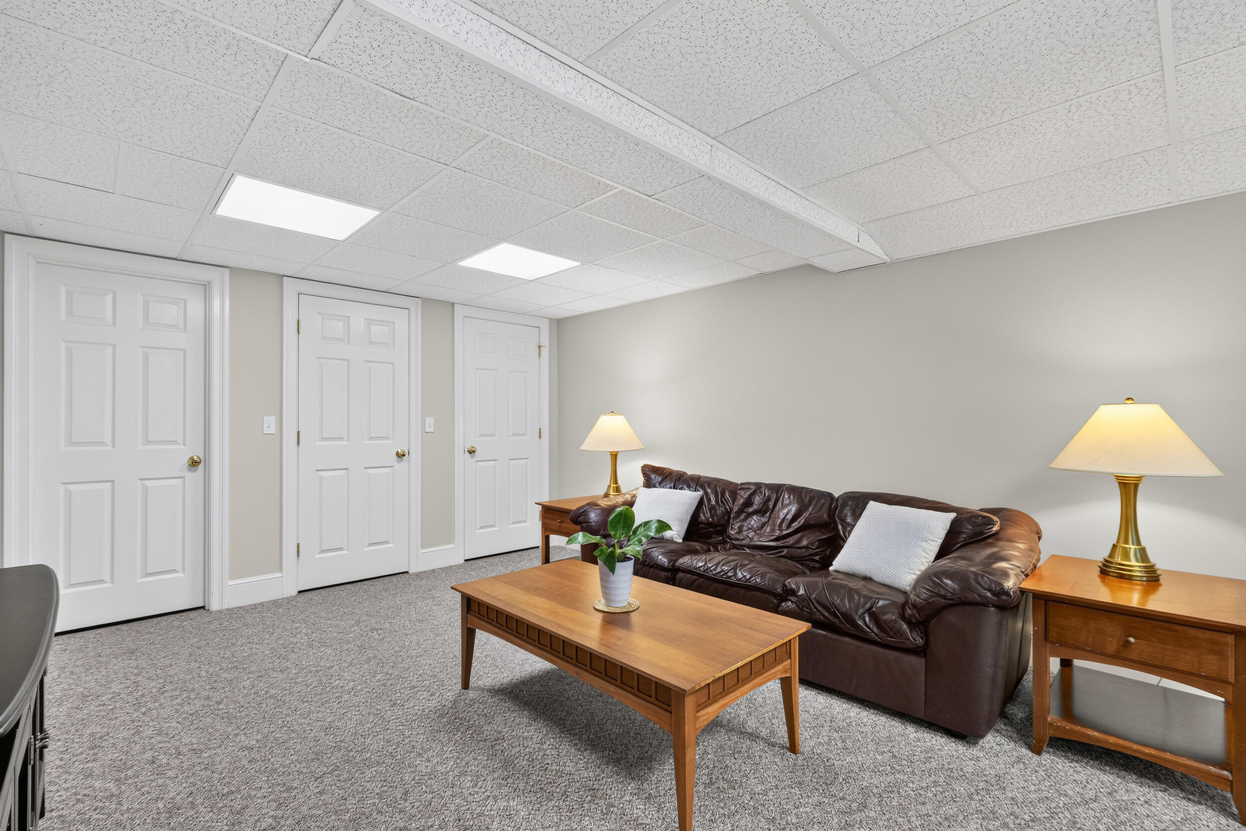 68 Graystone Lane
