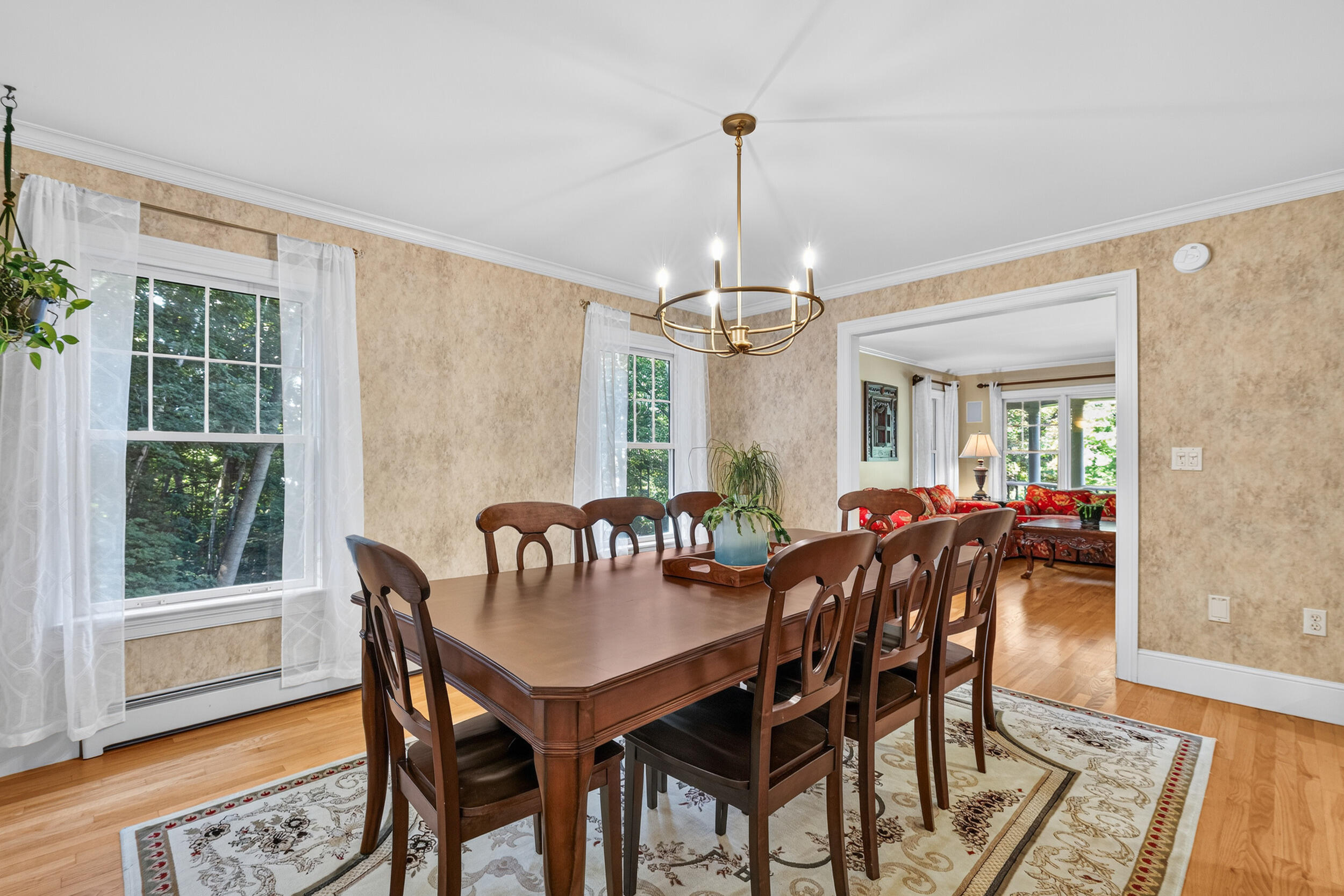 68 Graystone Lane