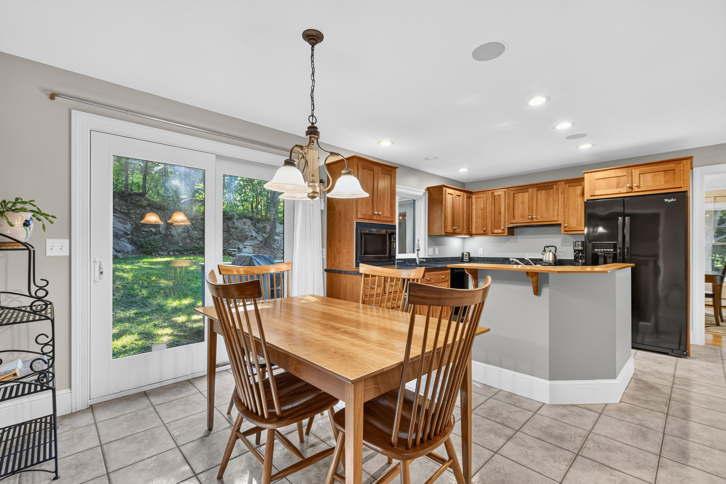 68 Graystone Lane