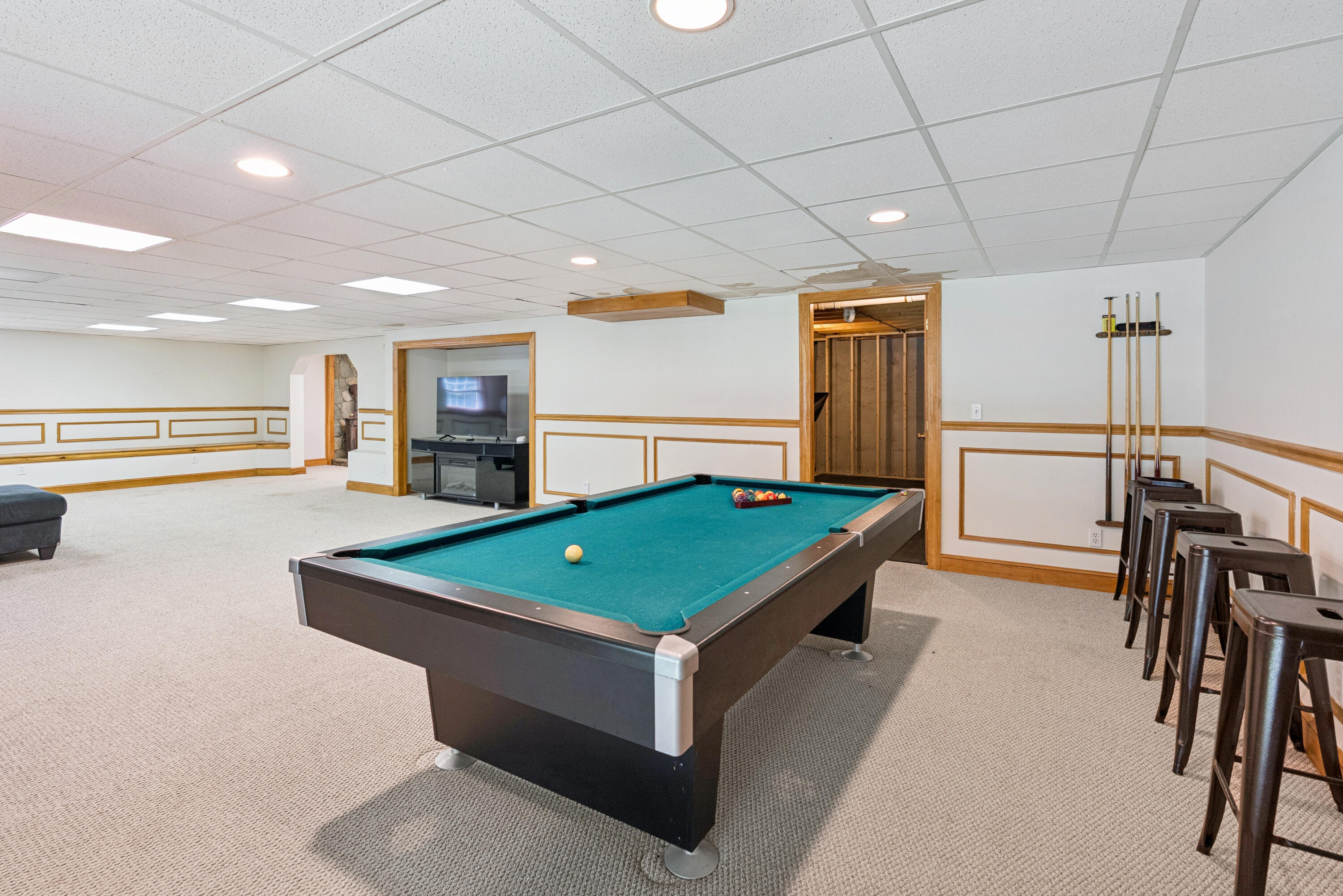 148 Hunter Way