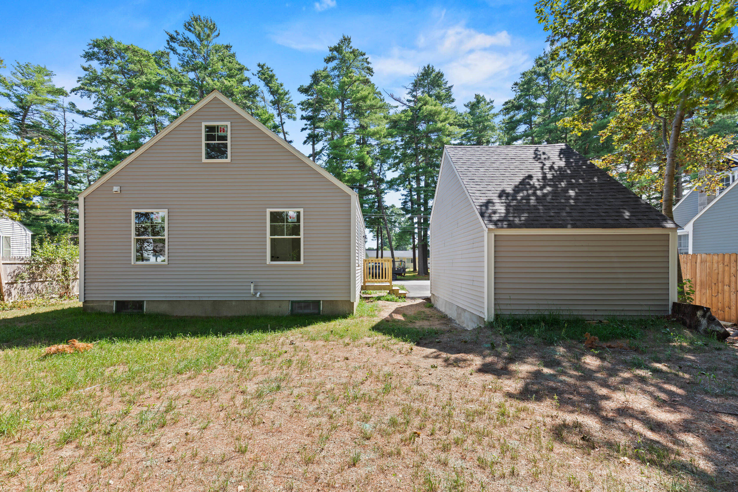 27 Chamberlain Avenue