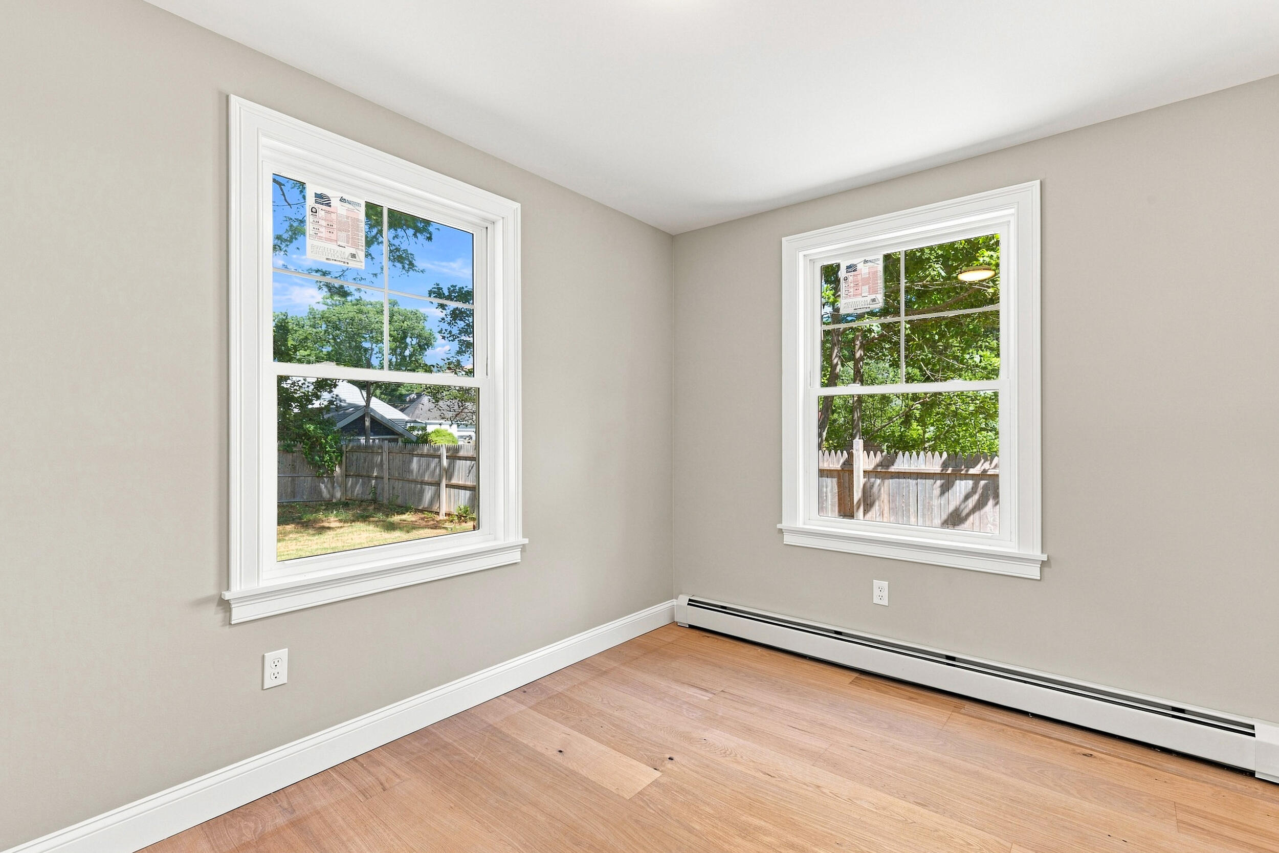 27 Chamberlain Avenue