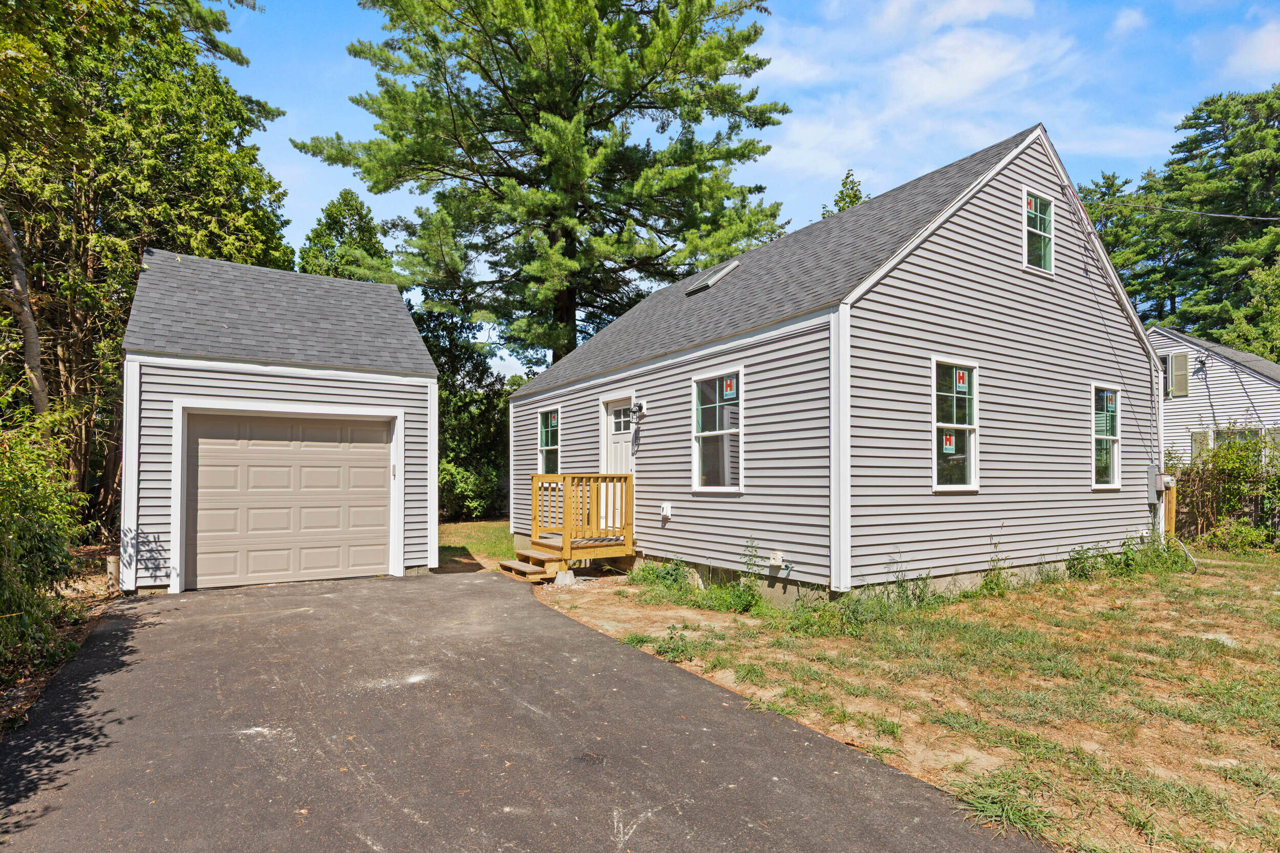27 Chamberlain Avenue