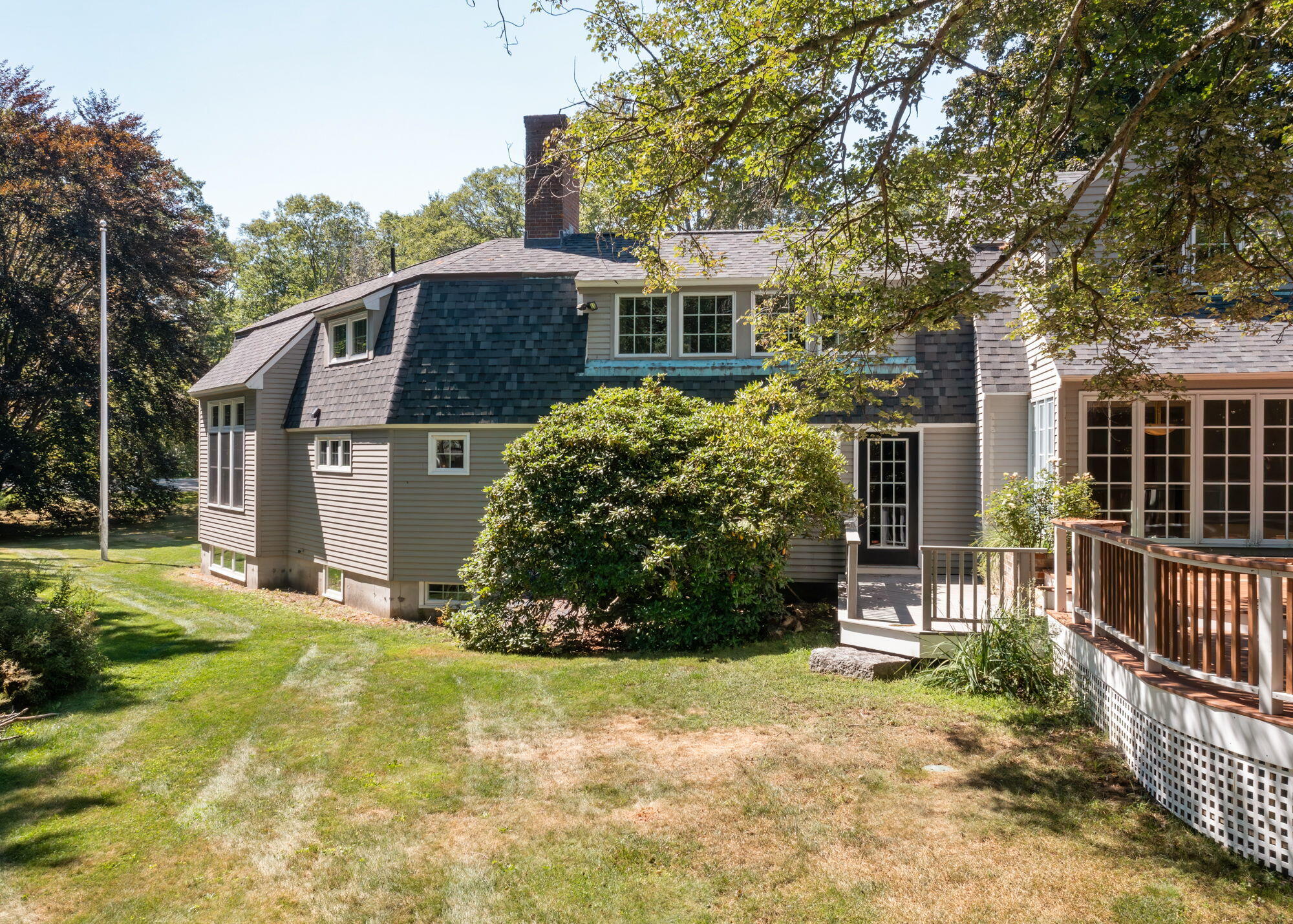 1203 Shore Road