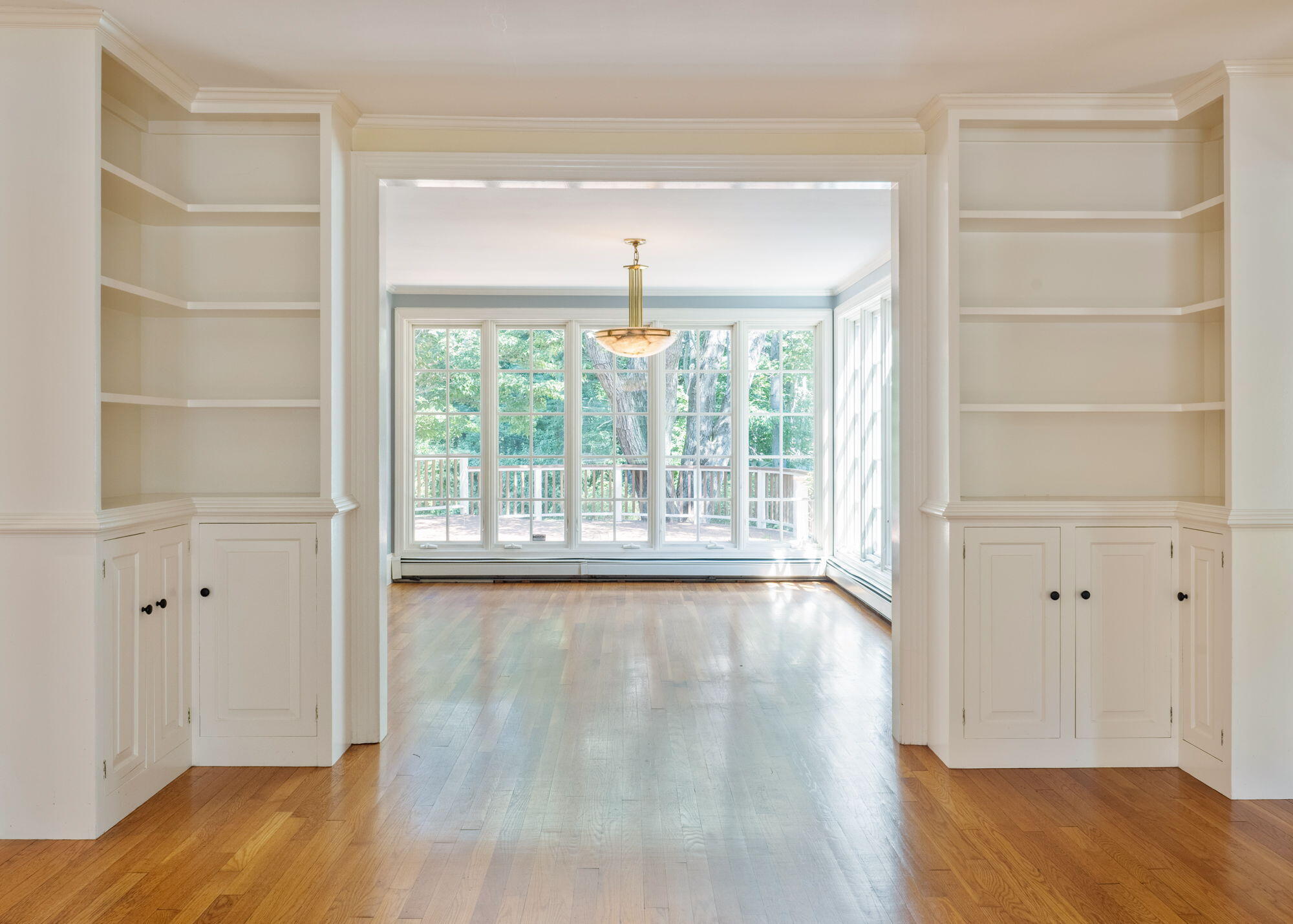 1203 Shore Road