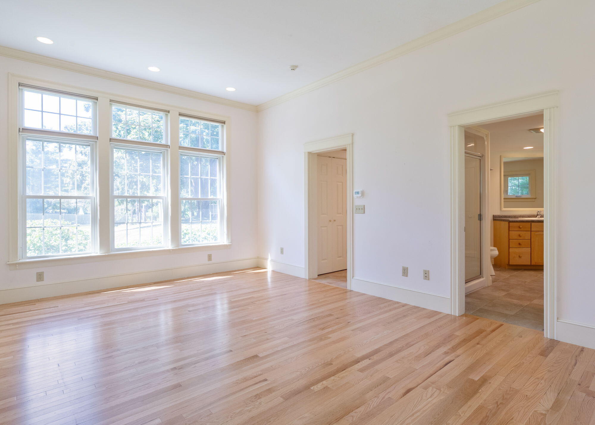 1203 Shore Road