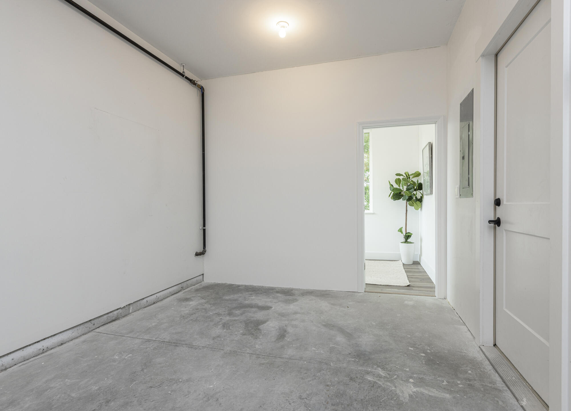 531 Westbrook Street 10