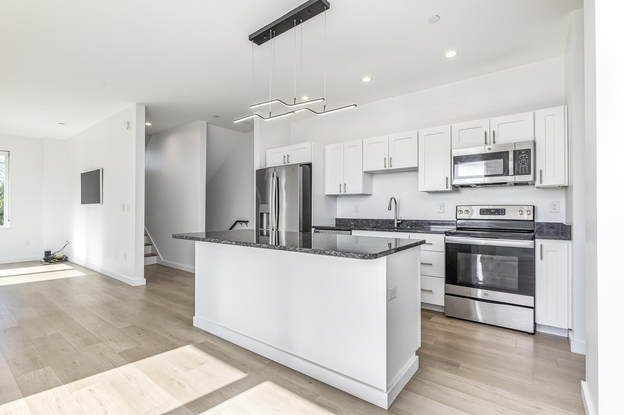 531 Westbrook Street 10
