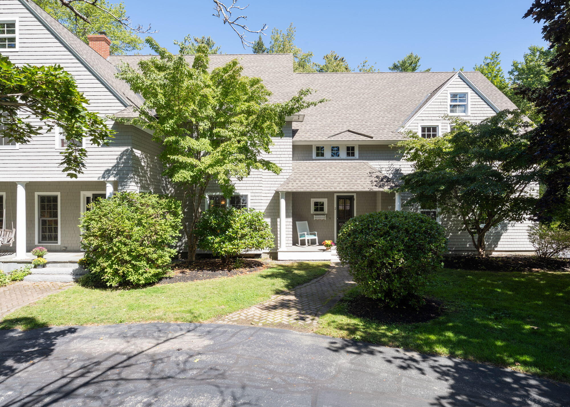 2 Rock Crest Drive