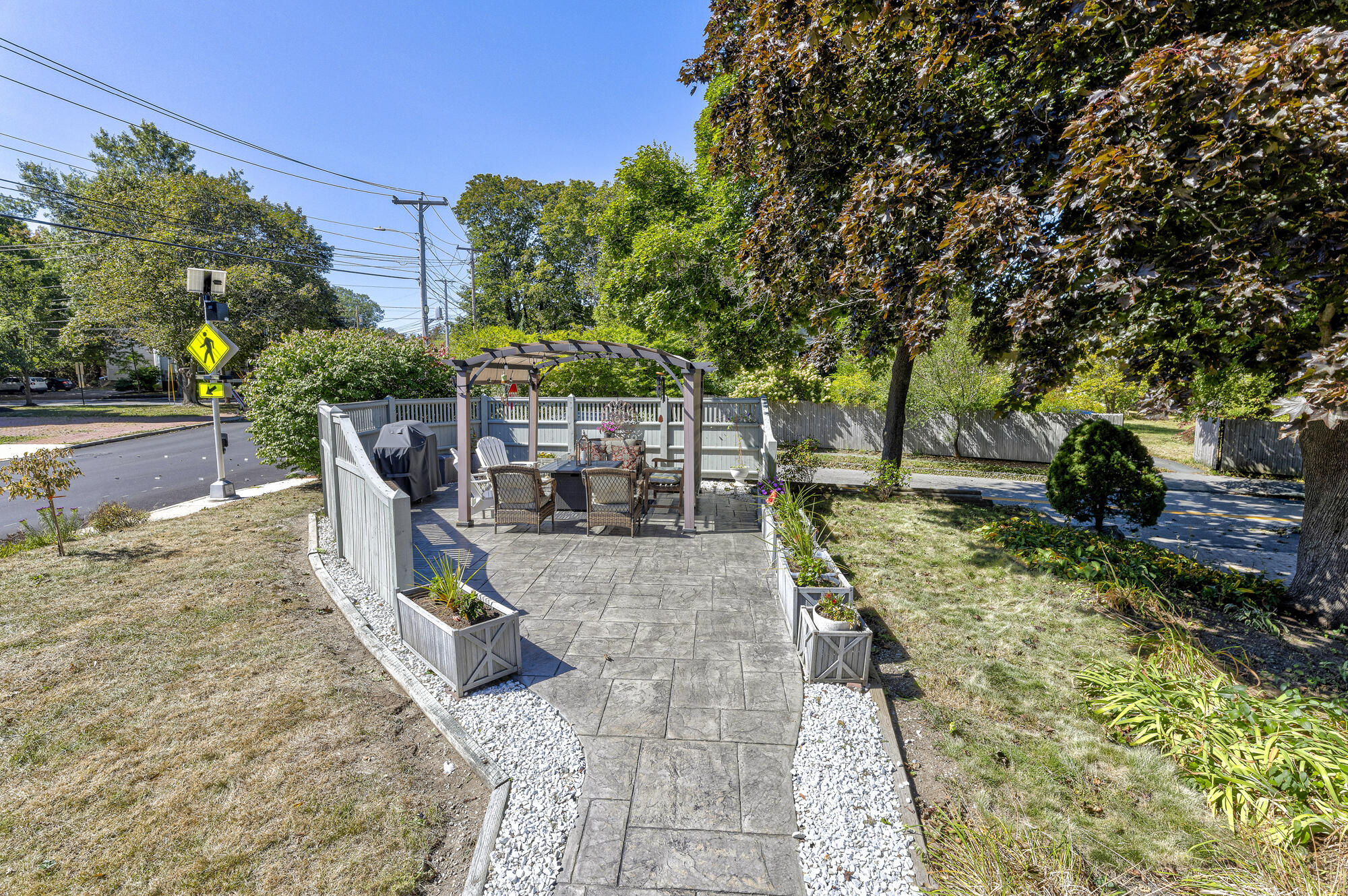205 Woodford Street