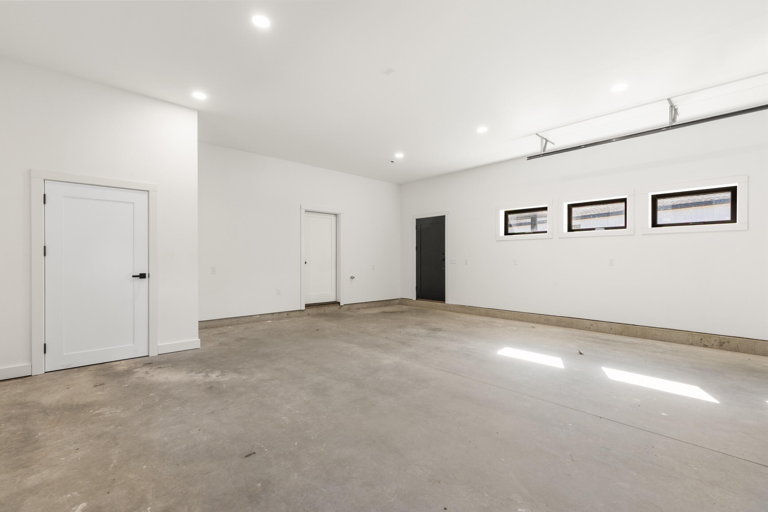 10 Ice Pond Lane