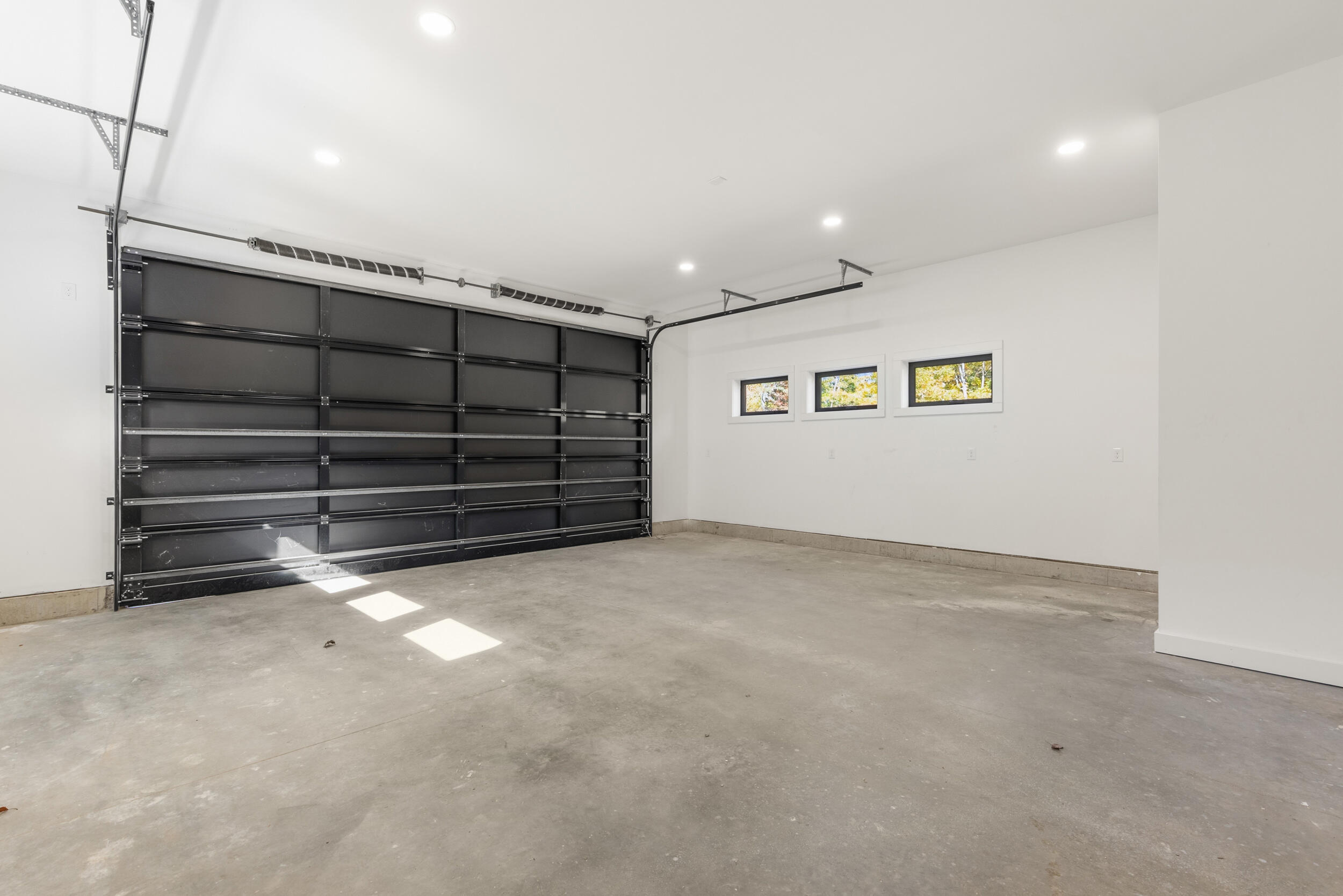 10 Ice Pond Lane