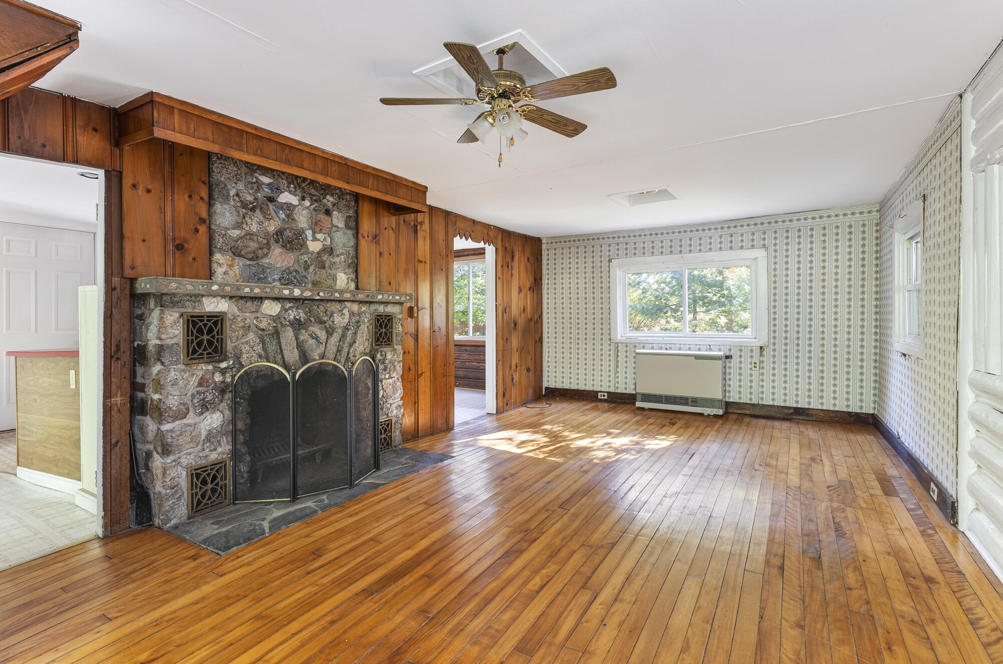 351 Ossipee Trail W