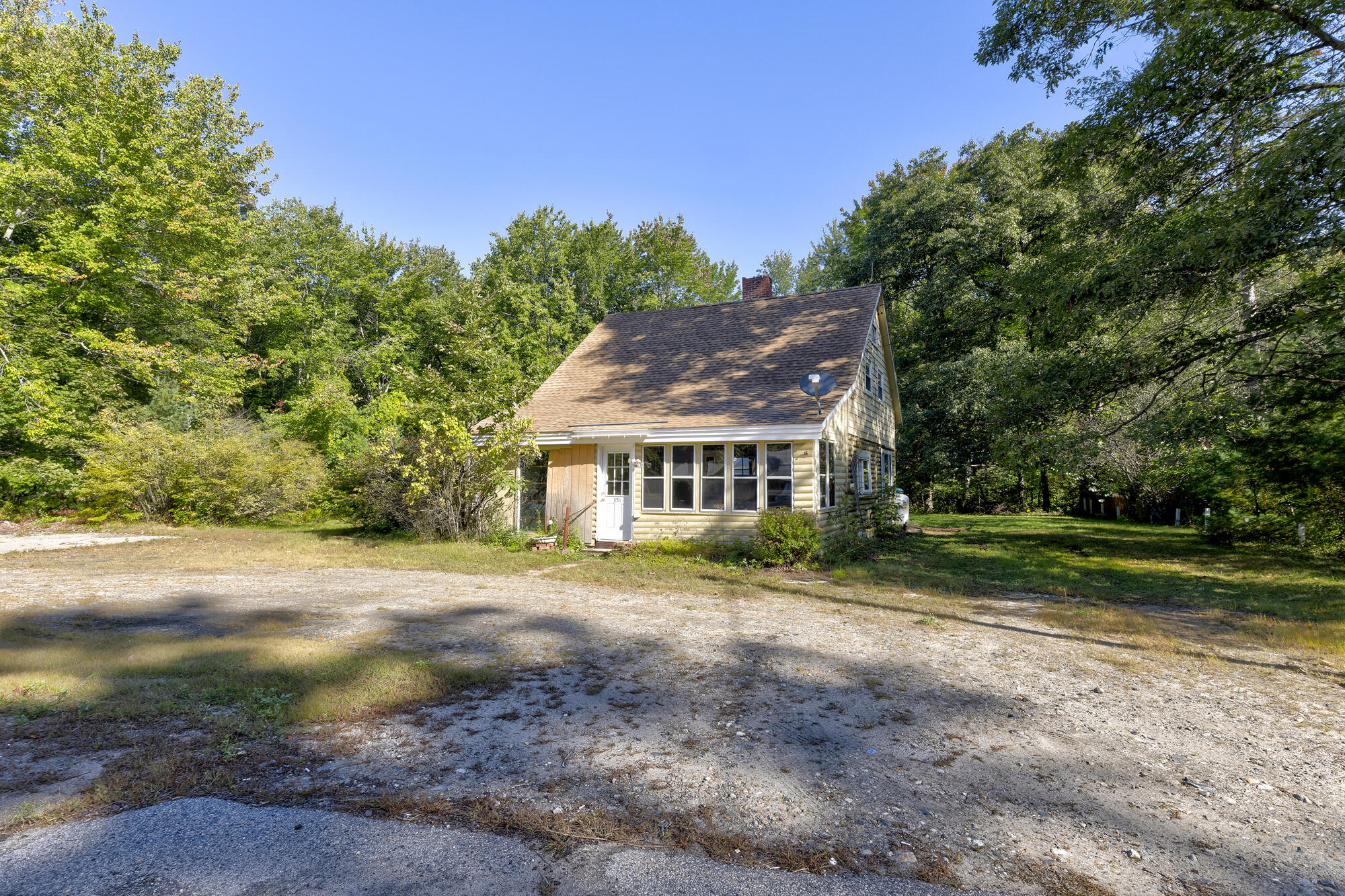 351 Ossipee Trail W