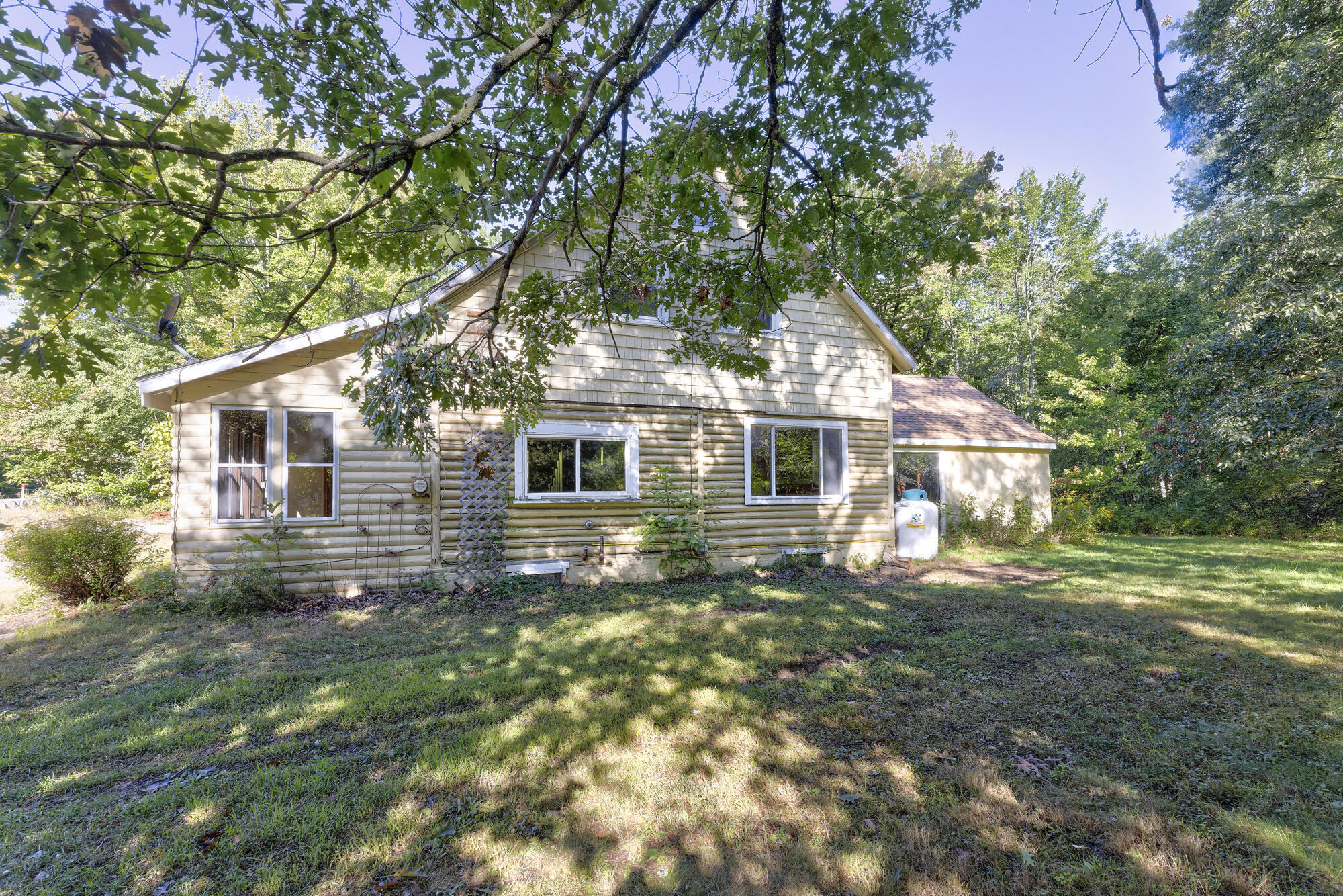 351 Ossipee Trail W