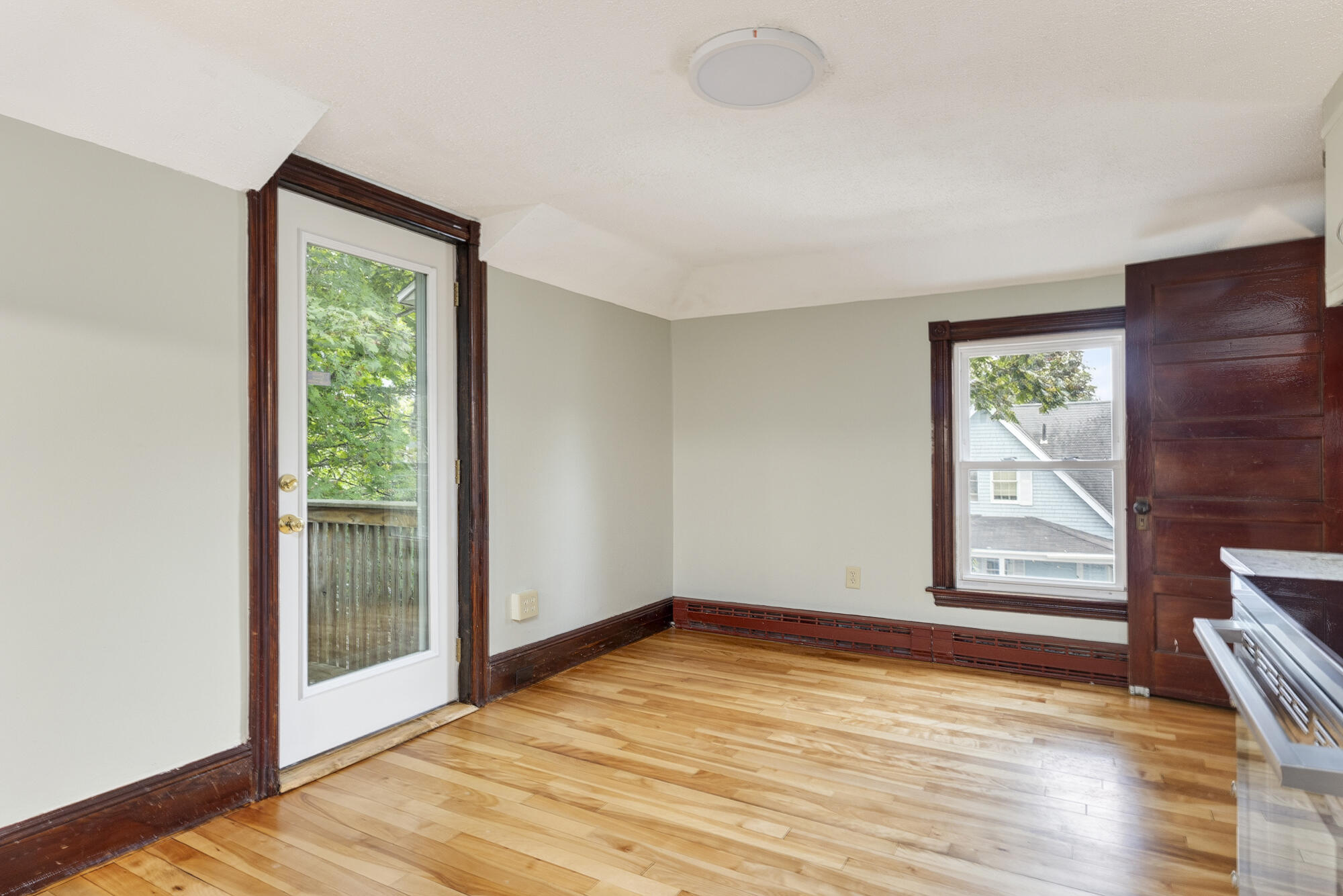 44 Warren Avenue