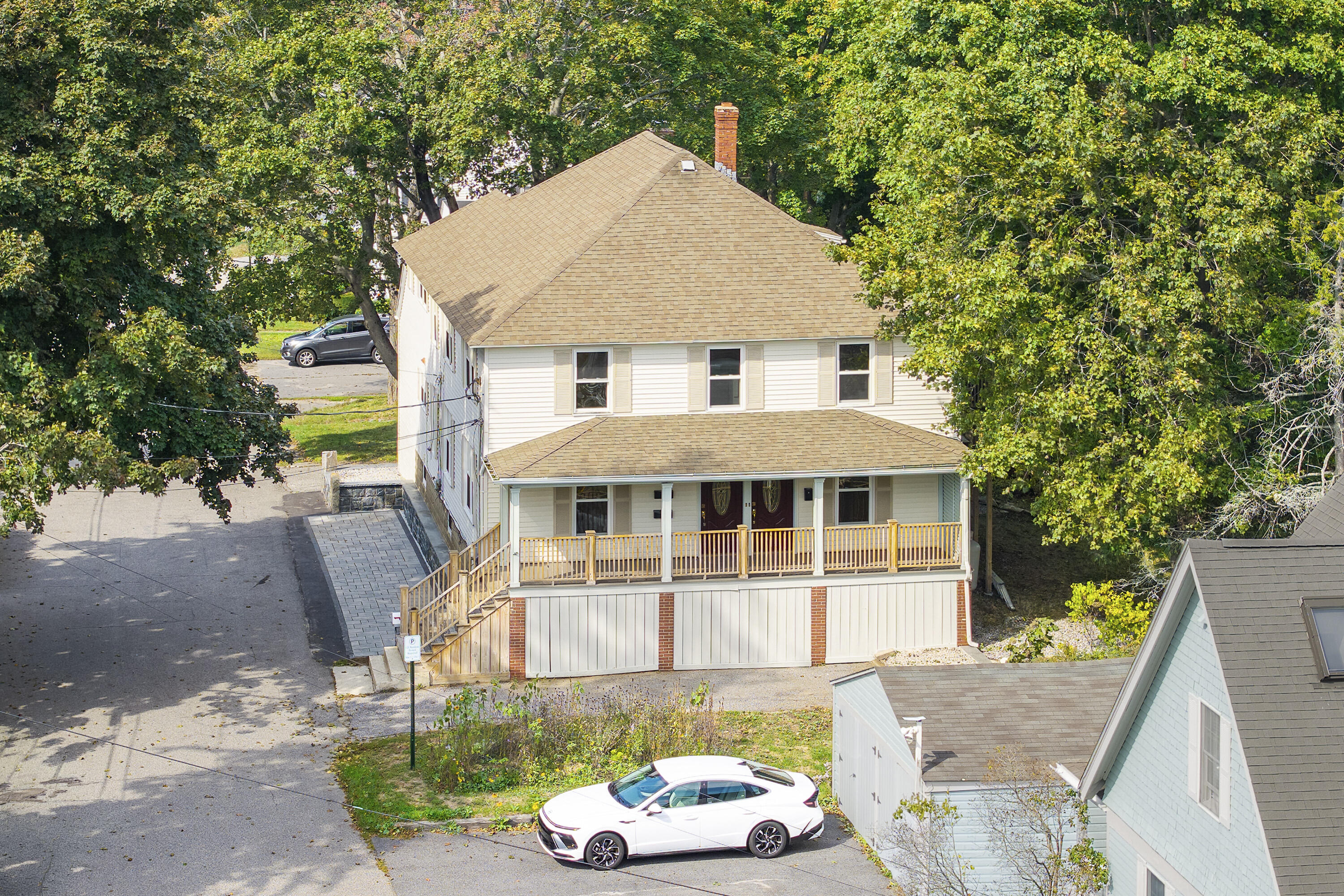 44 Warren Avenue