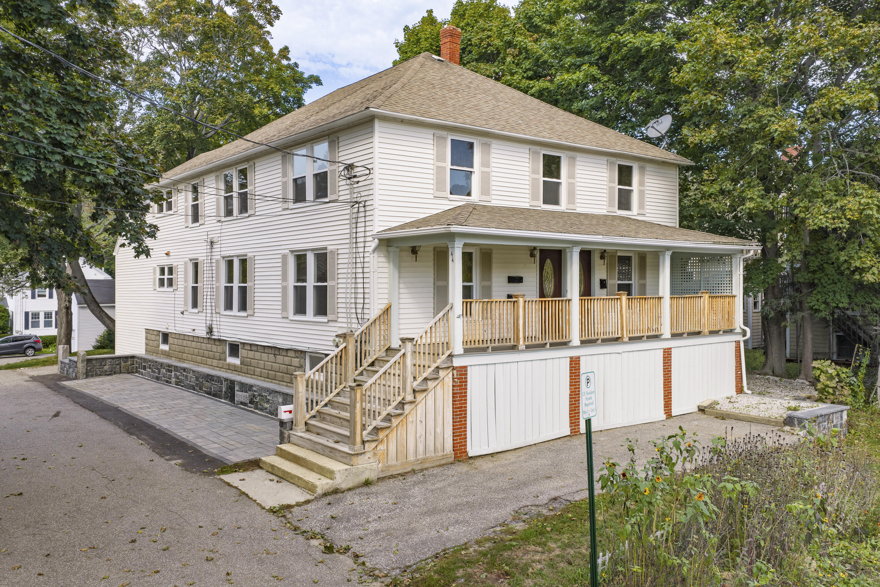 44 Warren Avenue
