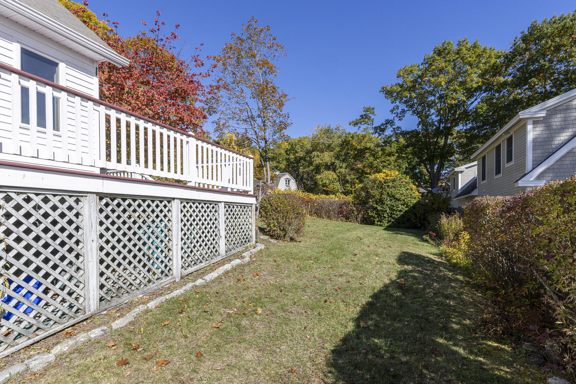 18 Town Landing Road