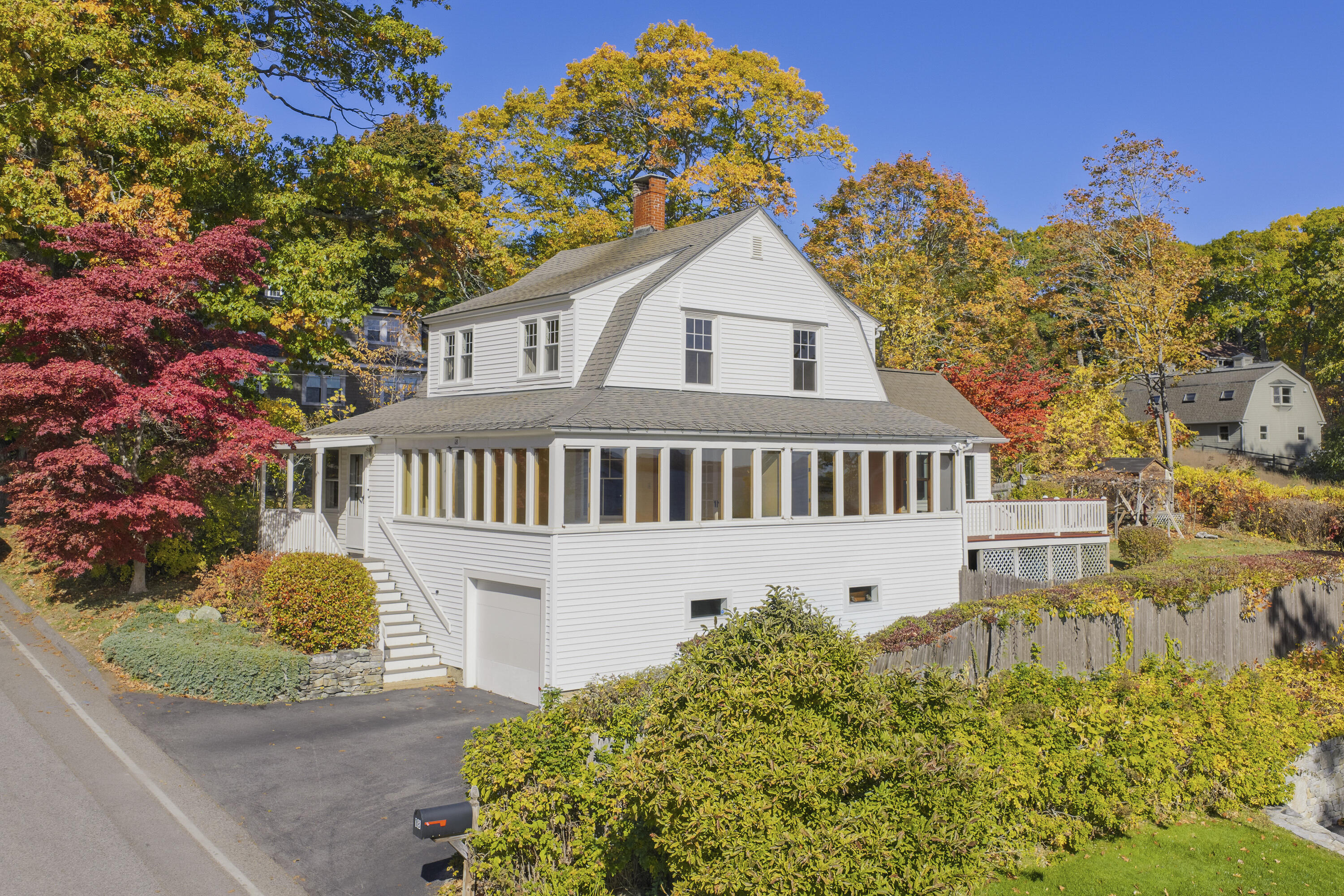 18 Town Landing Road