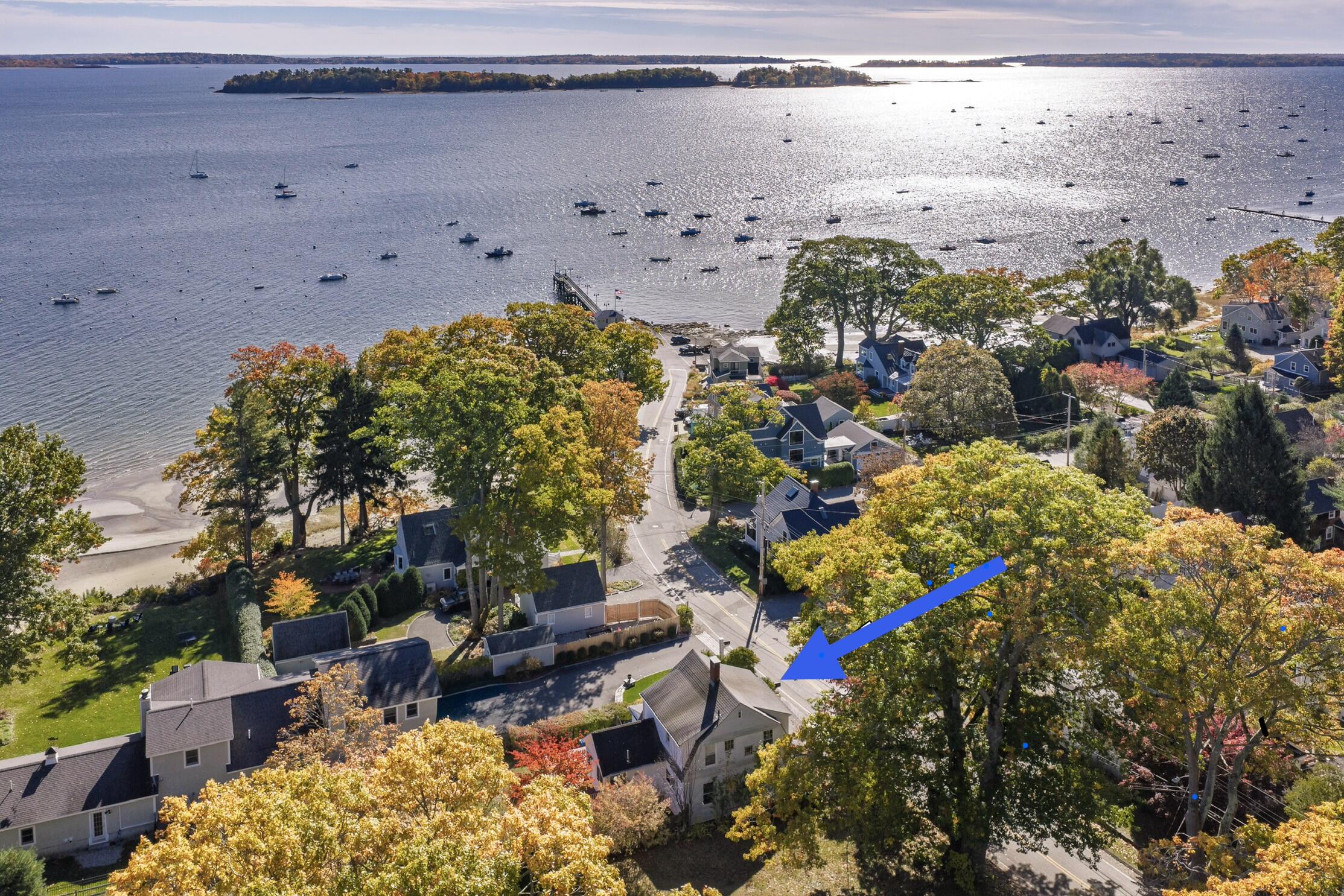 18 Town Landing Road