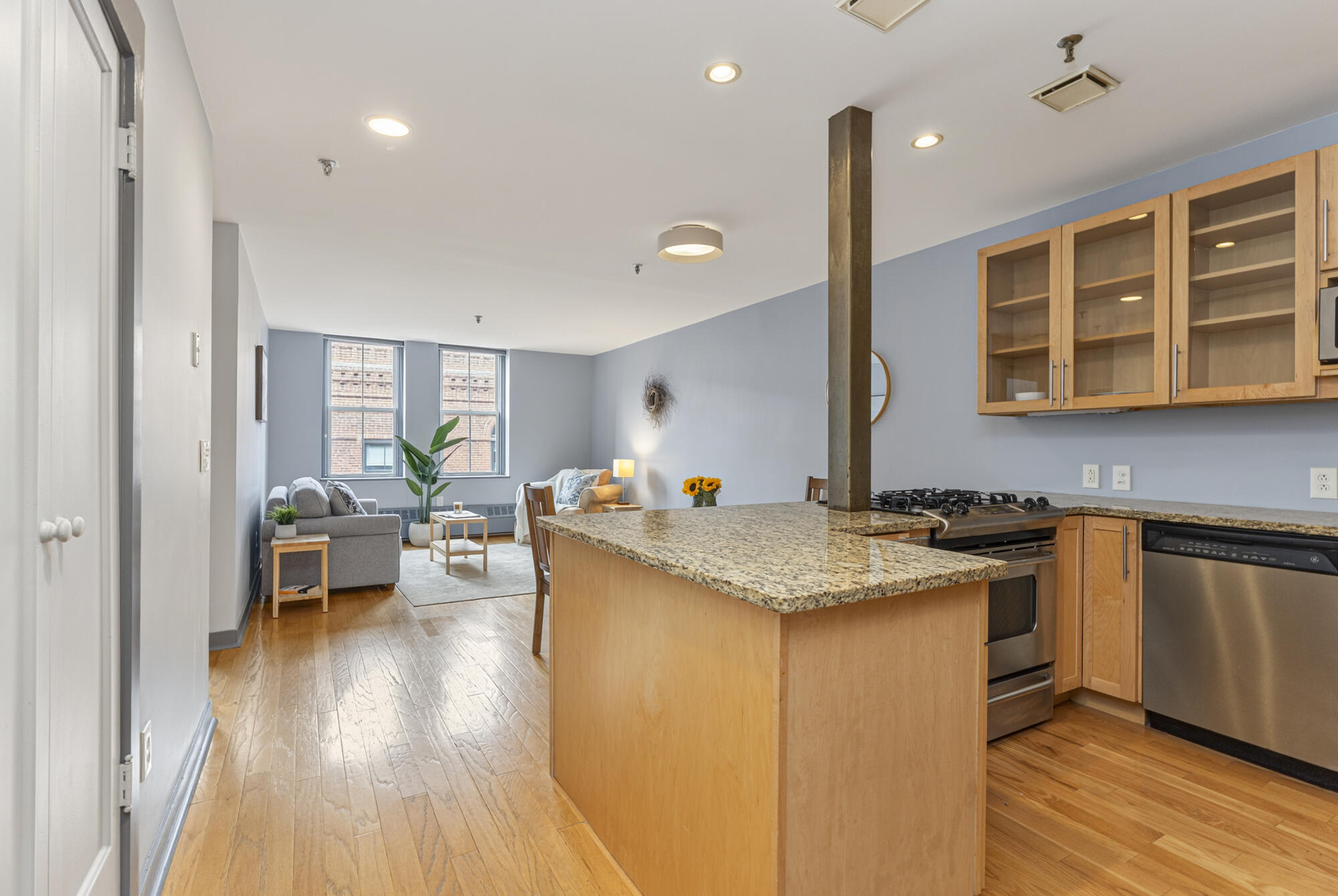 150 Middle Street 4J
