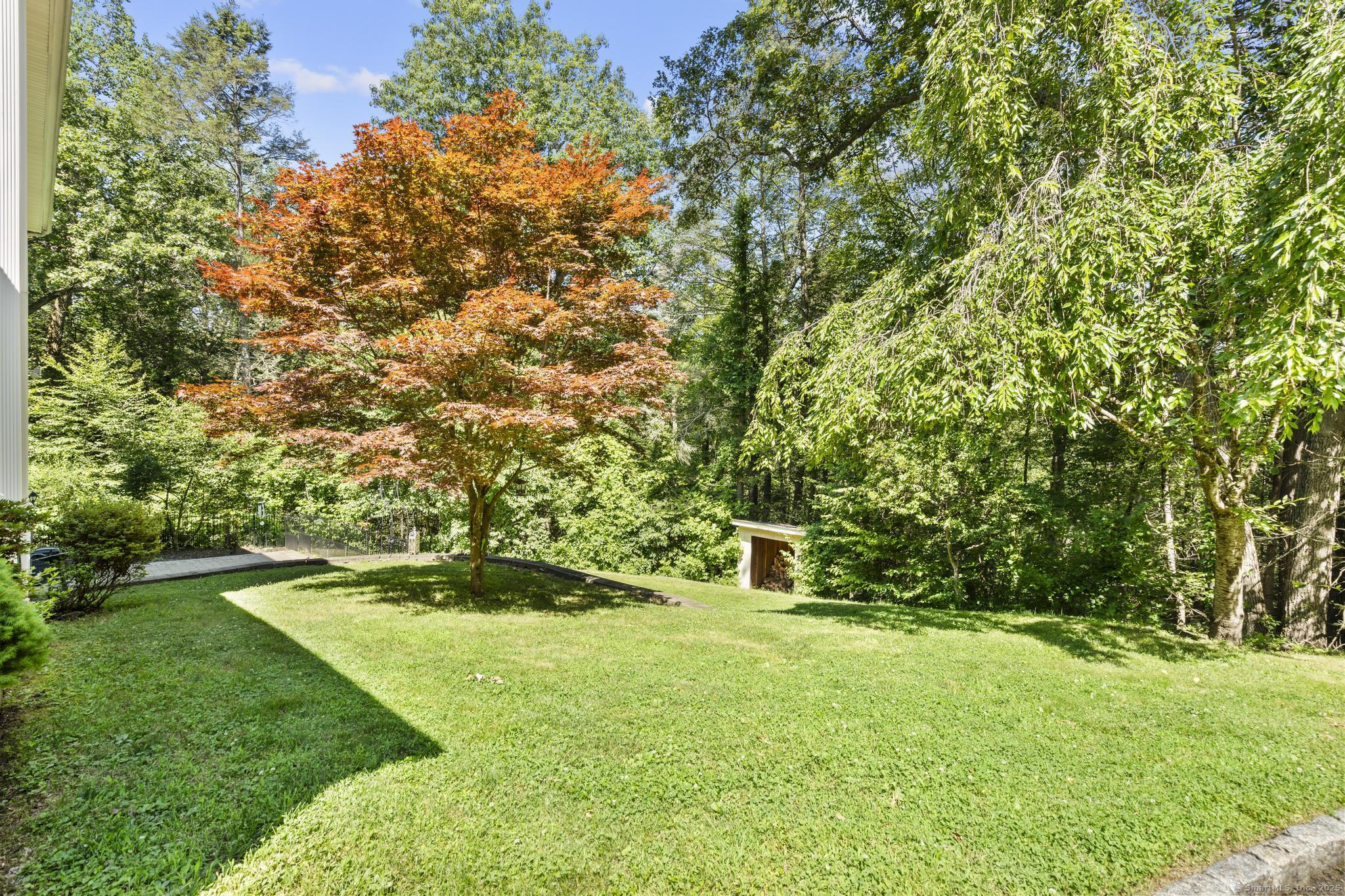 44 Oakmont Trail