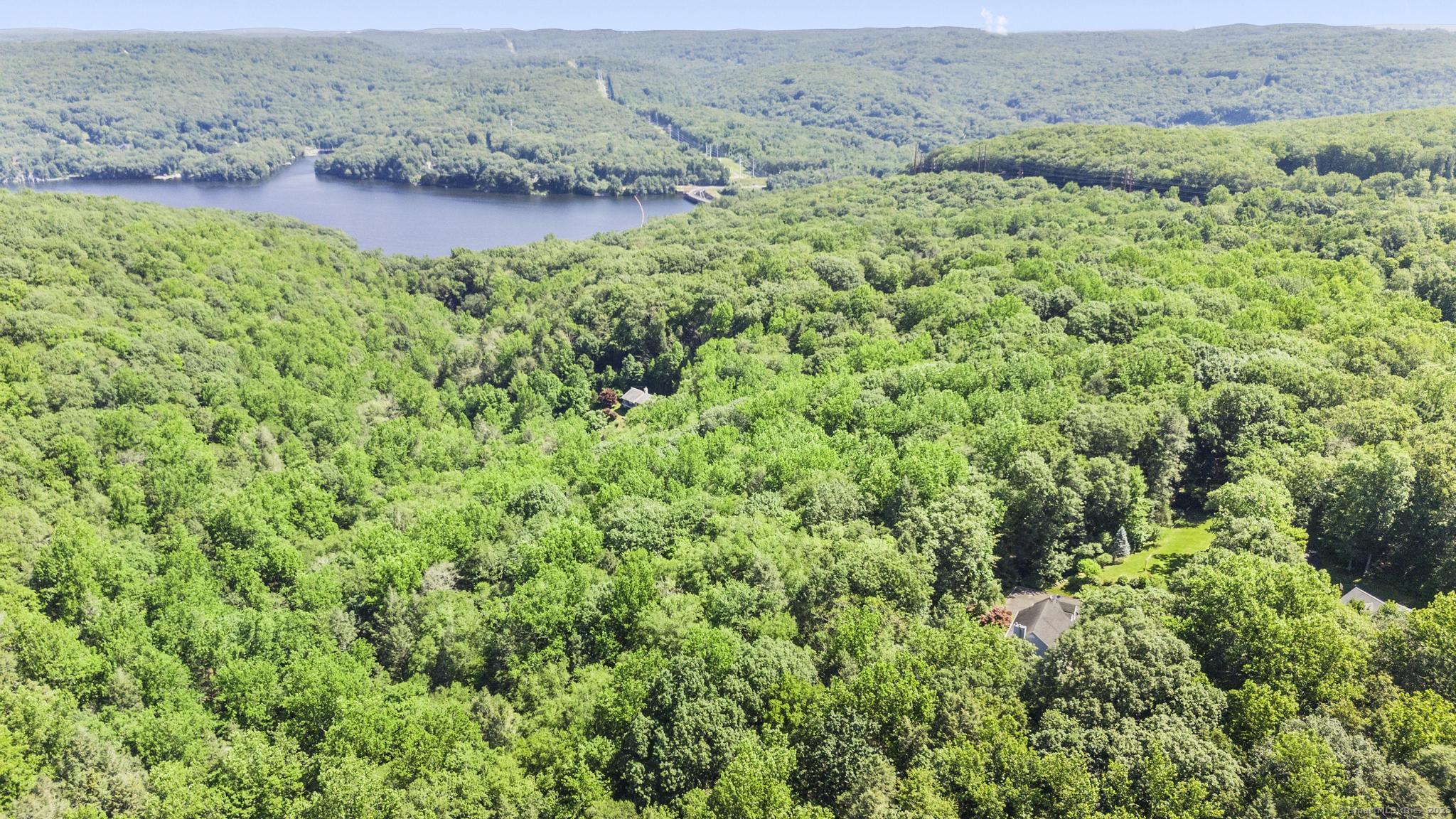 44 Oakmont Trail
