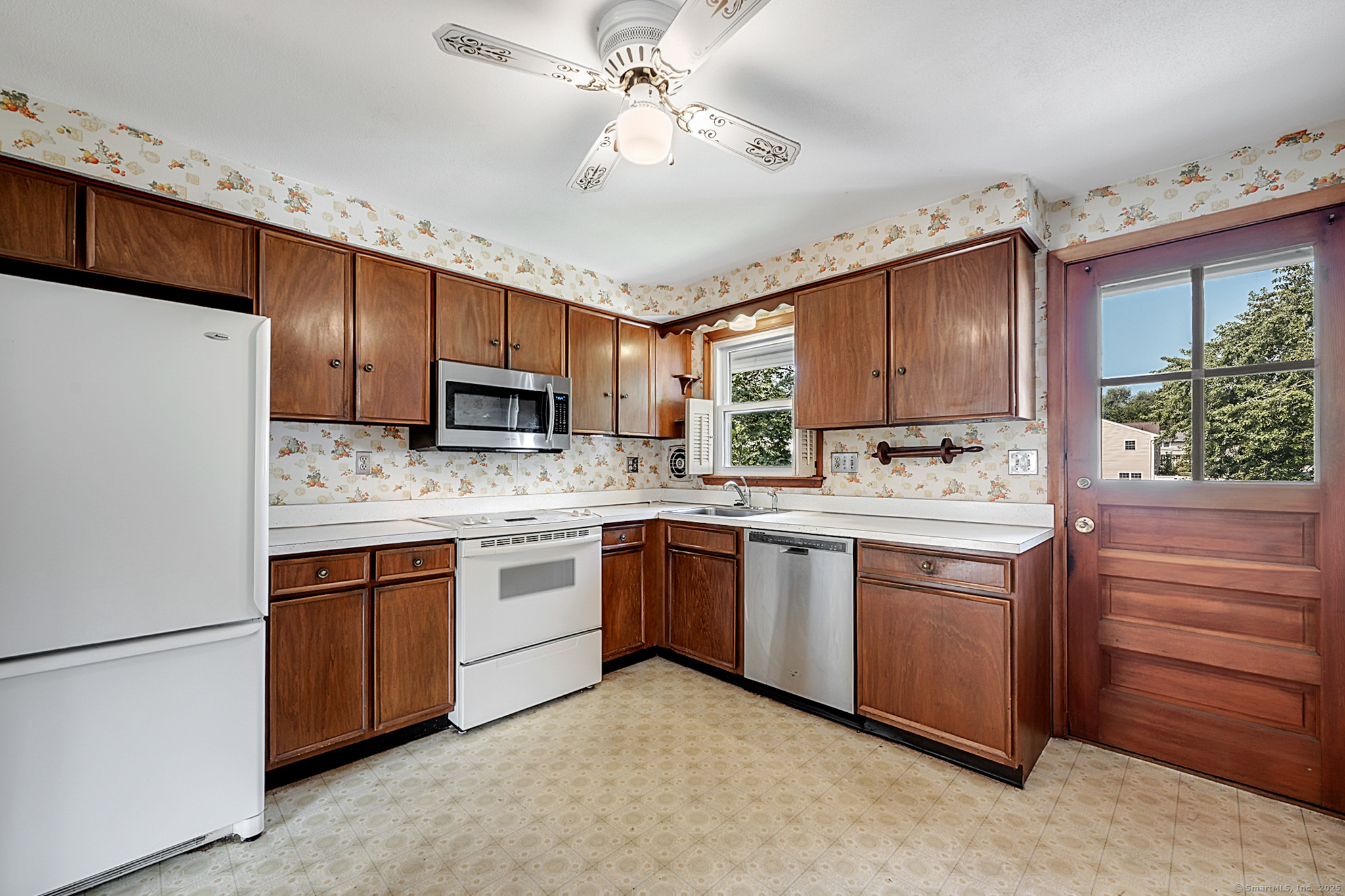 195 Fairlane Drive