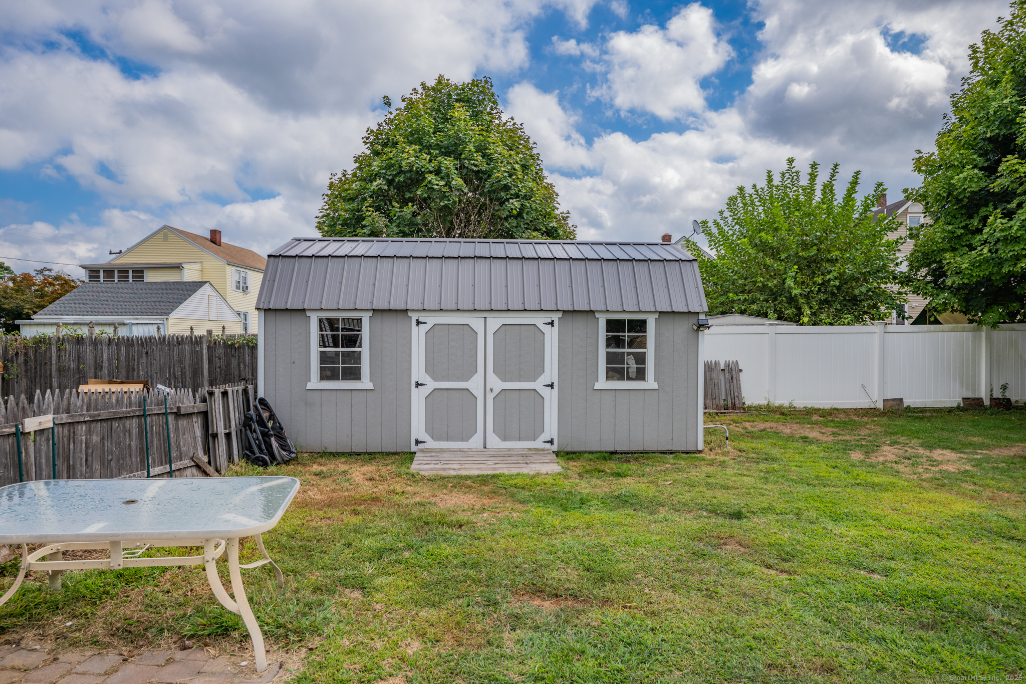 18 Homestead Avenue