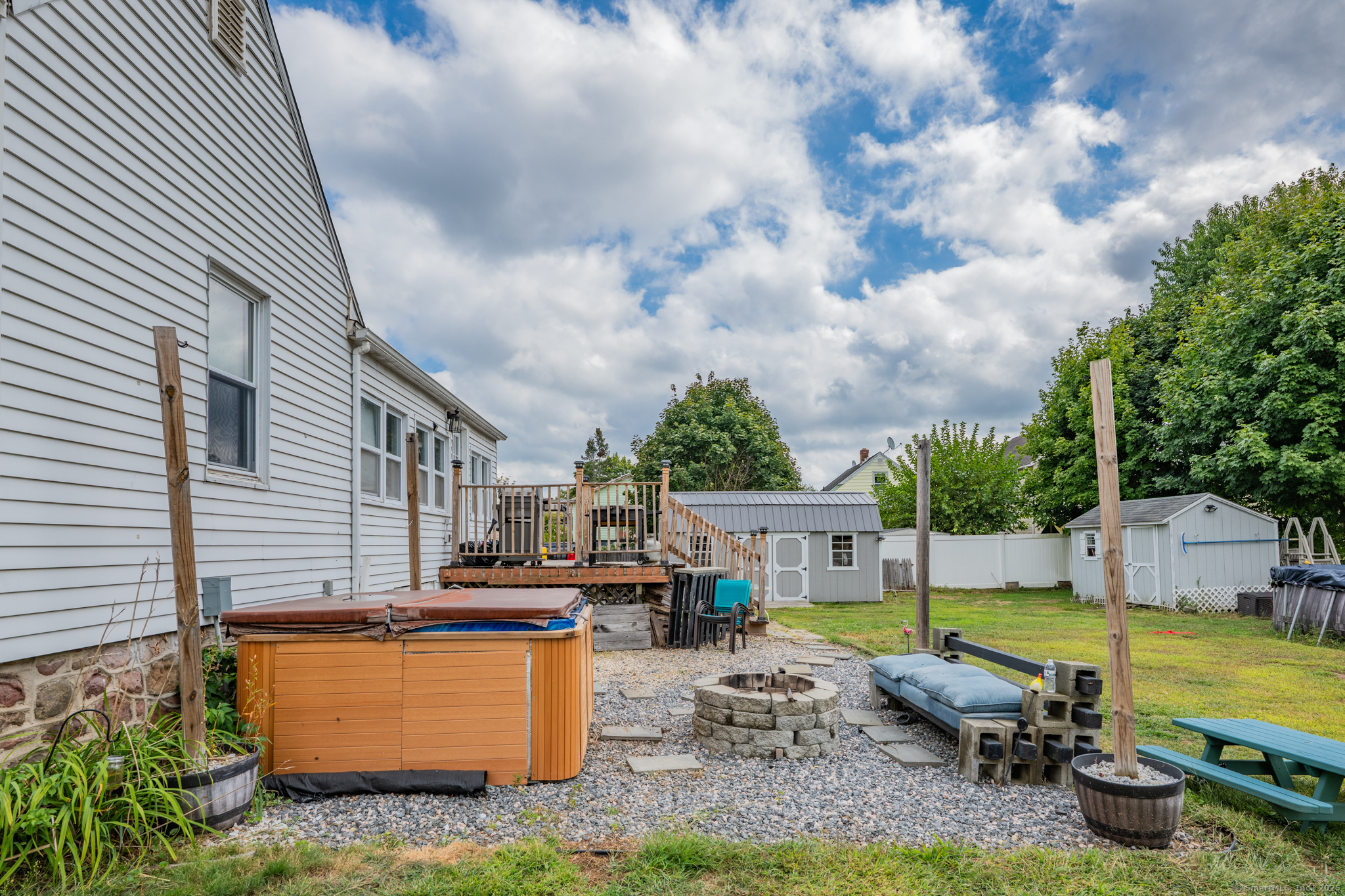 18 Homestead Avenue