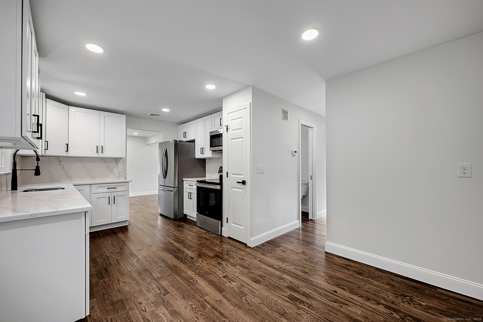 85 Elmwood Drive