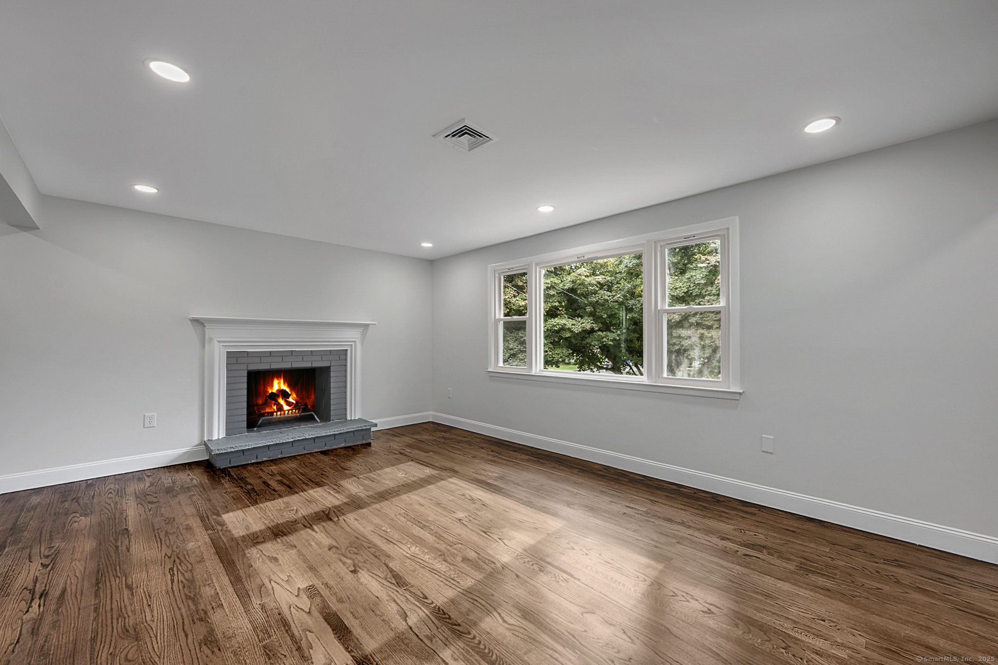 85 Elmwood Drive