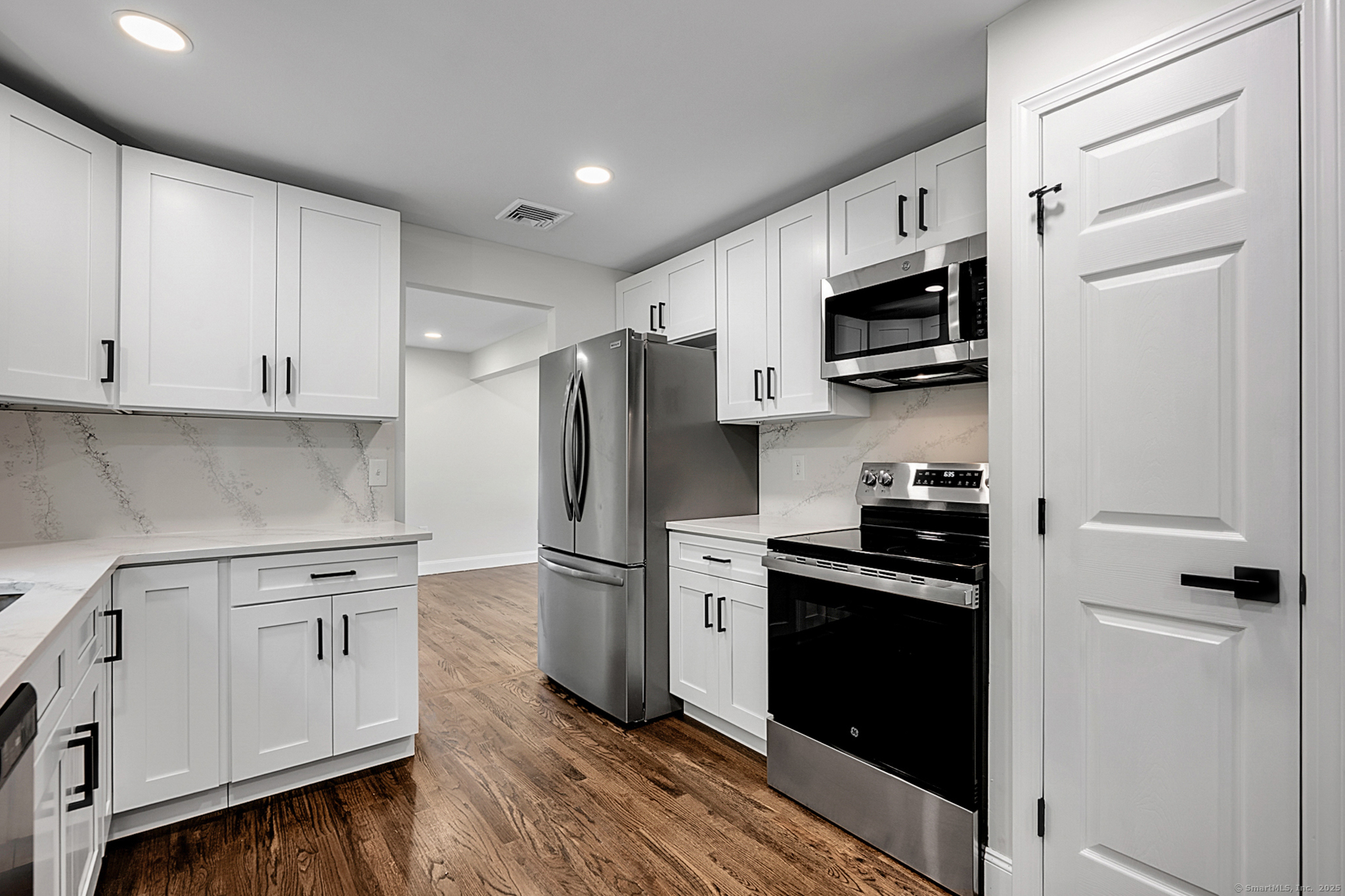 85 Elmwood Drive