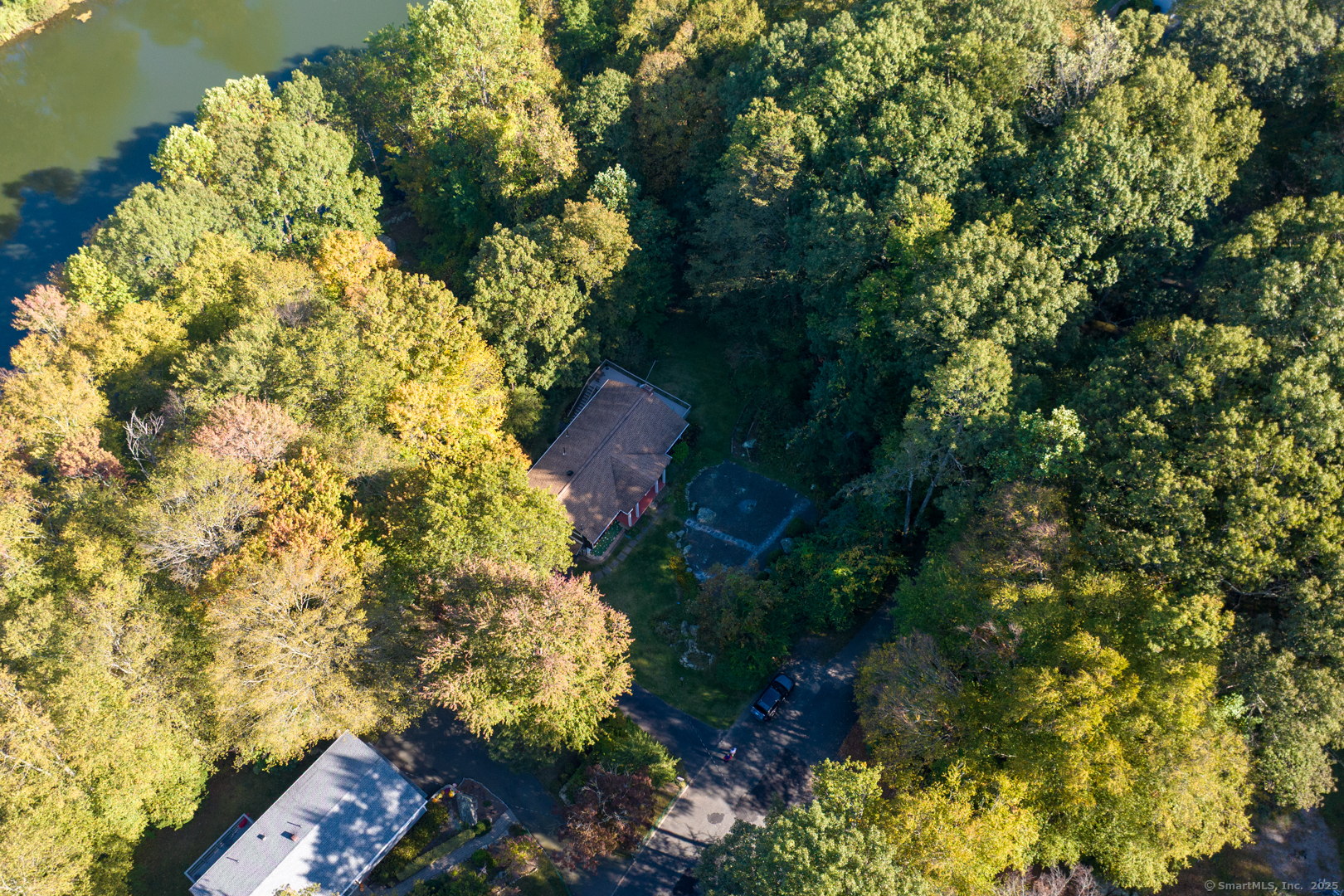 20 Lower Lake Road