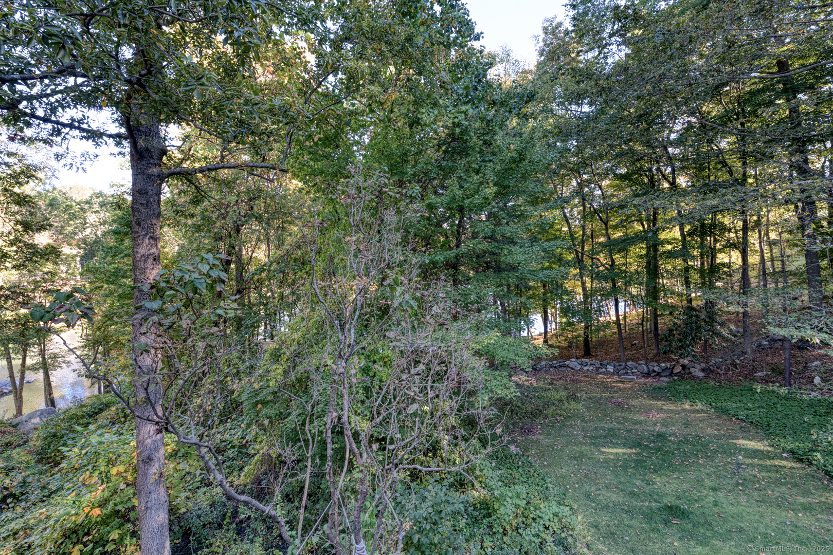 20 Lower Lake Road