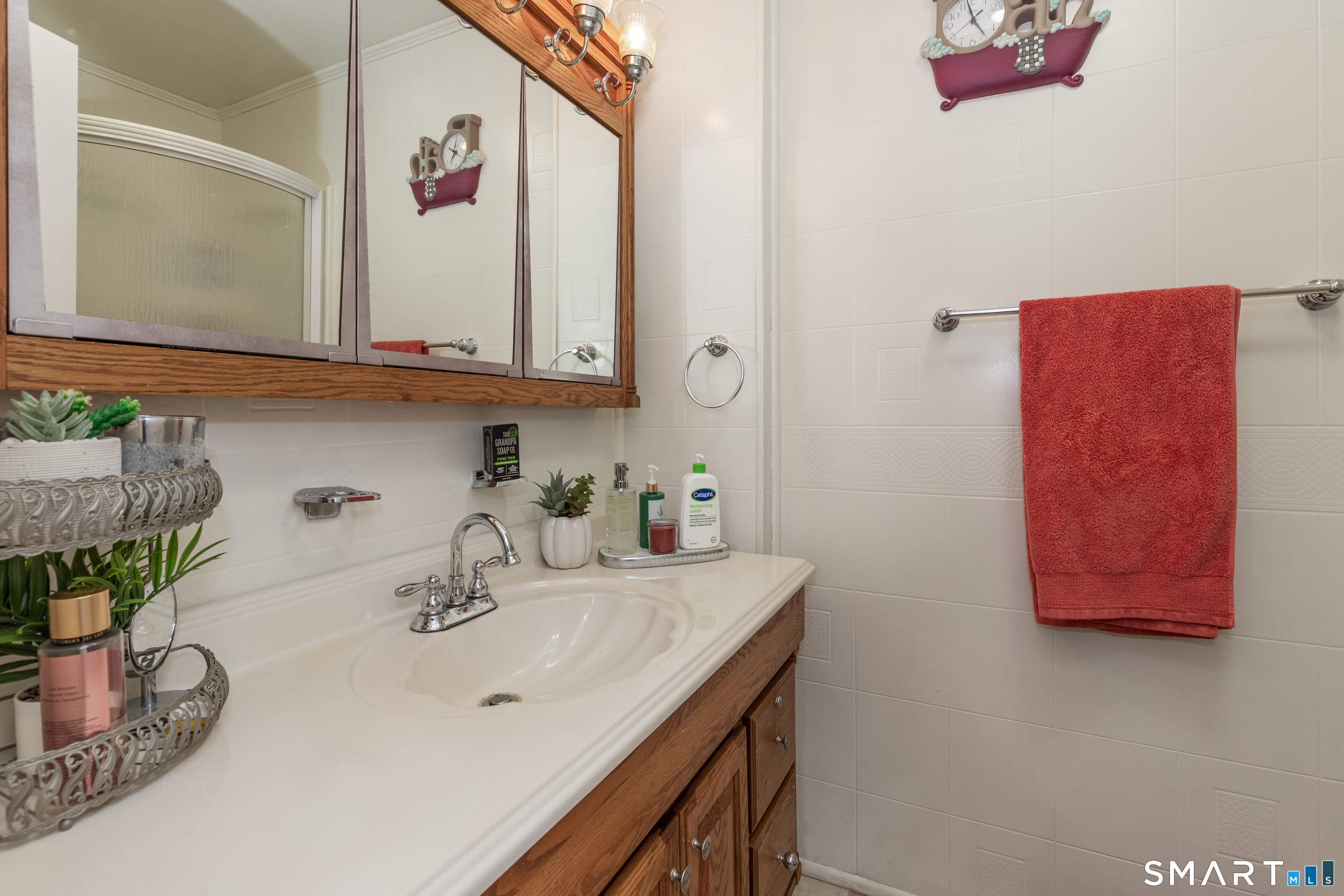 578 Beechmont Avenue