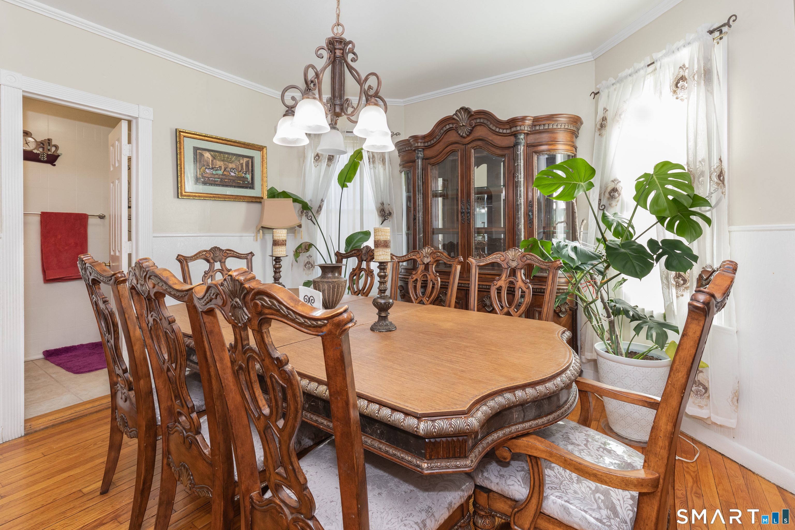 578 Beechmont Avenue