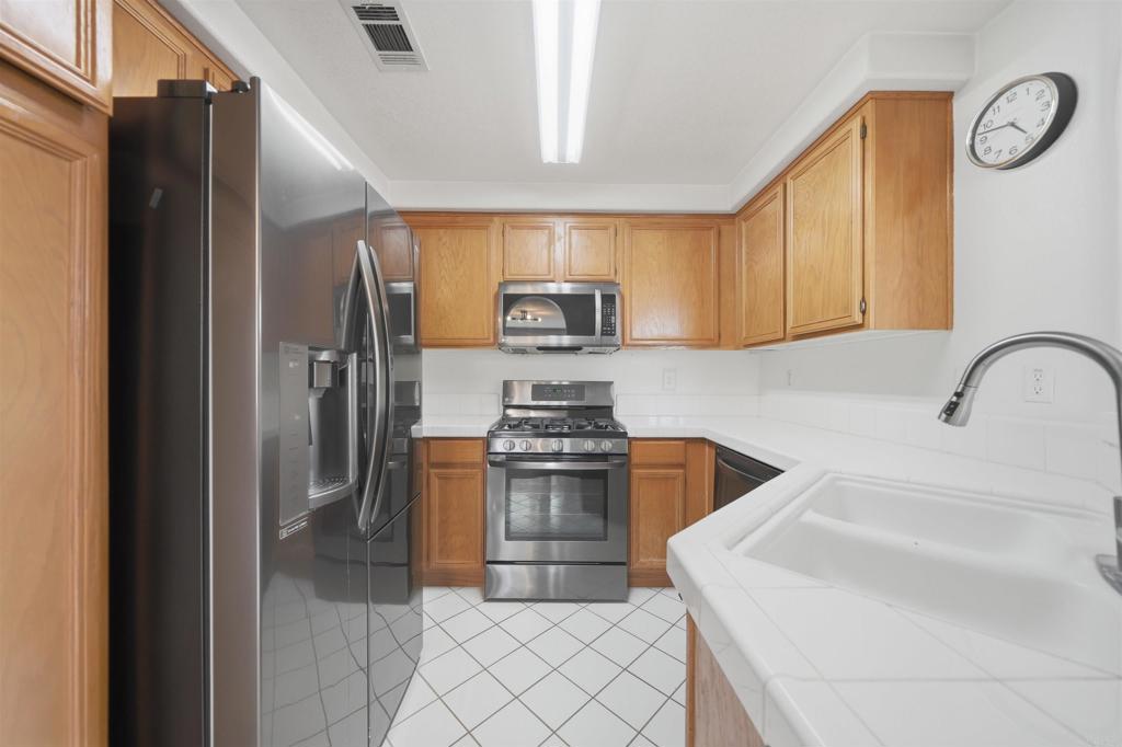 30451 Pelican Bay F