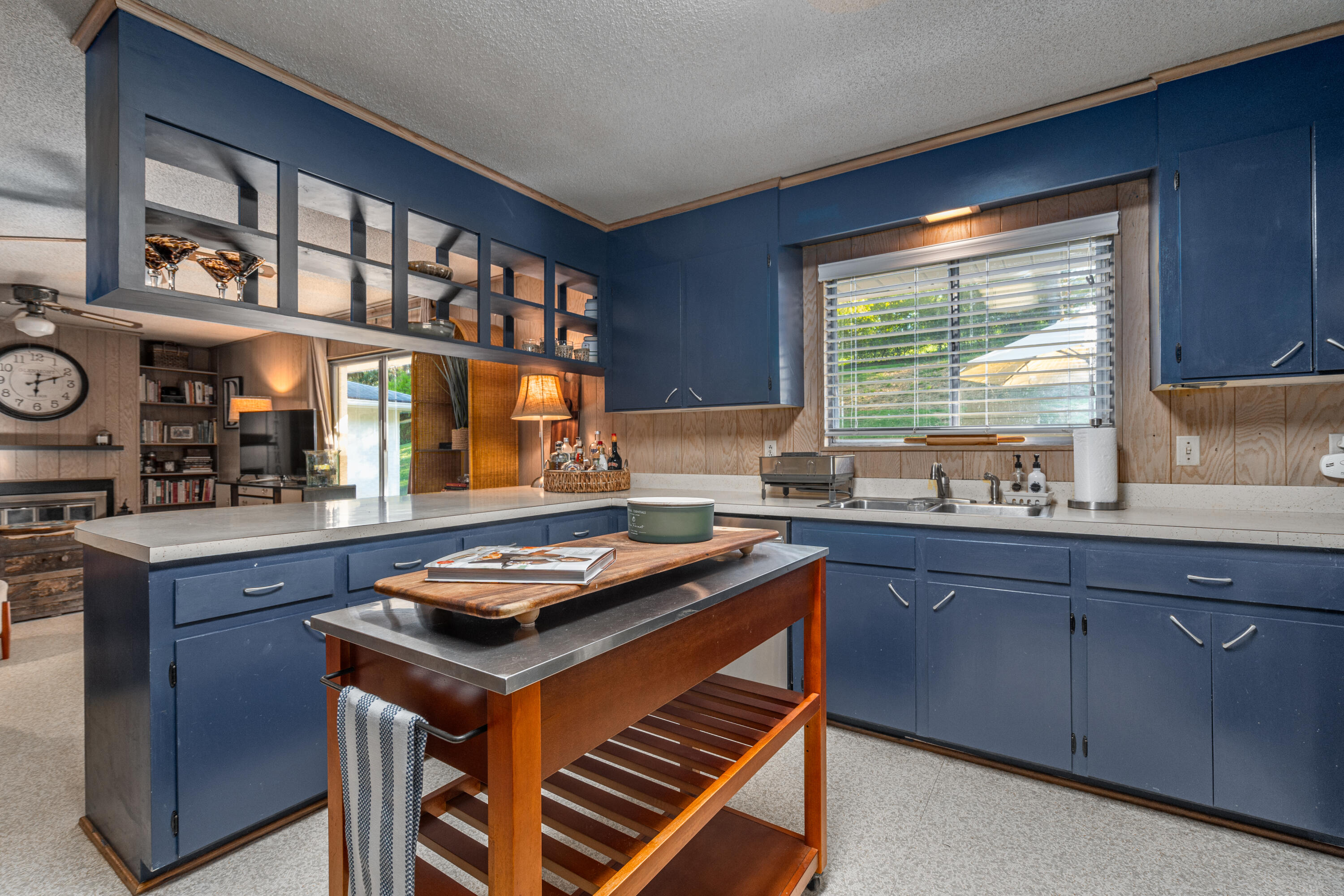 3000 Brownwood Drive