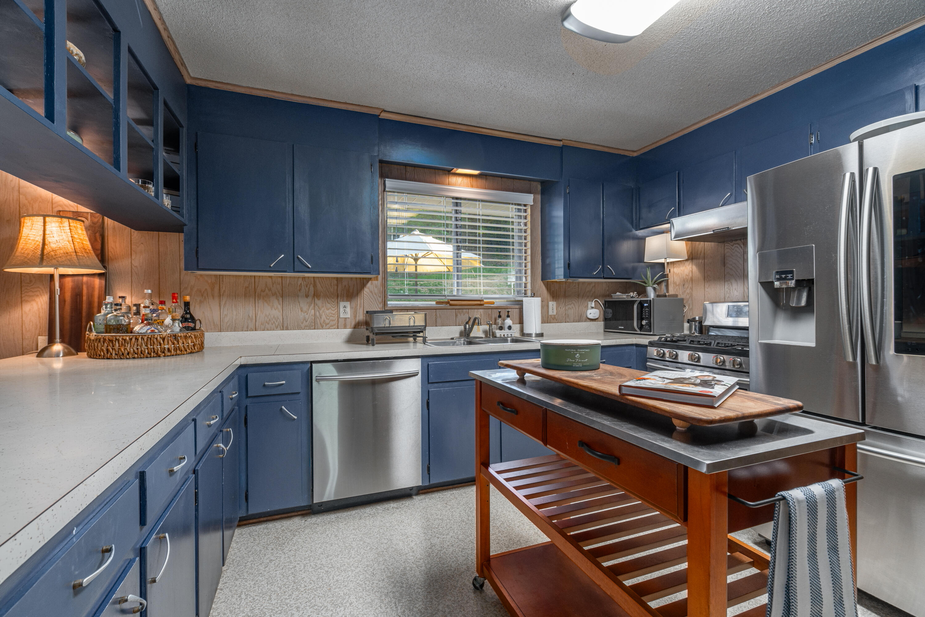 3000 Brownwood Drive