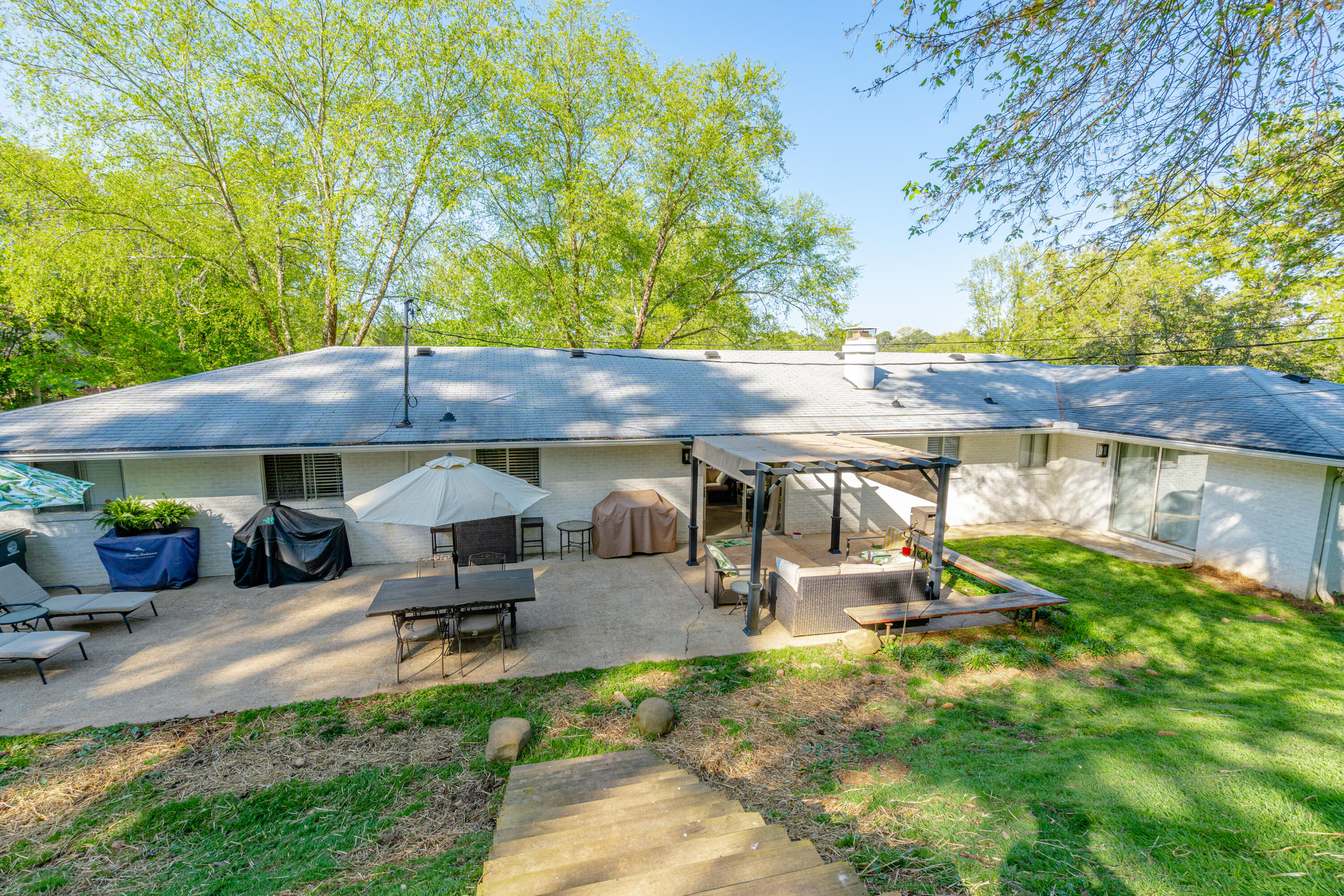 3000 Brownwood Drive