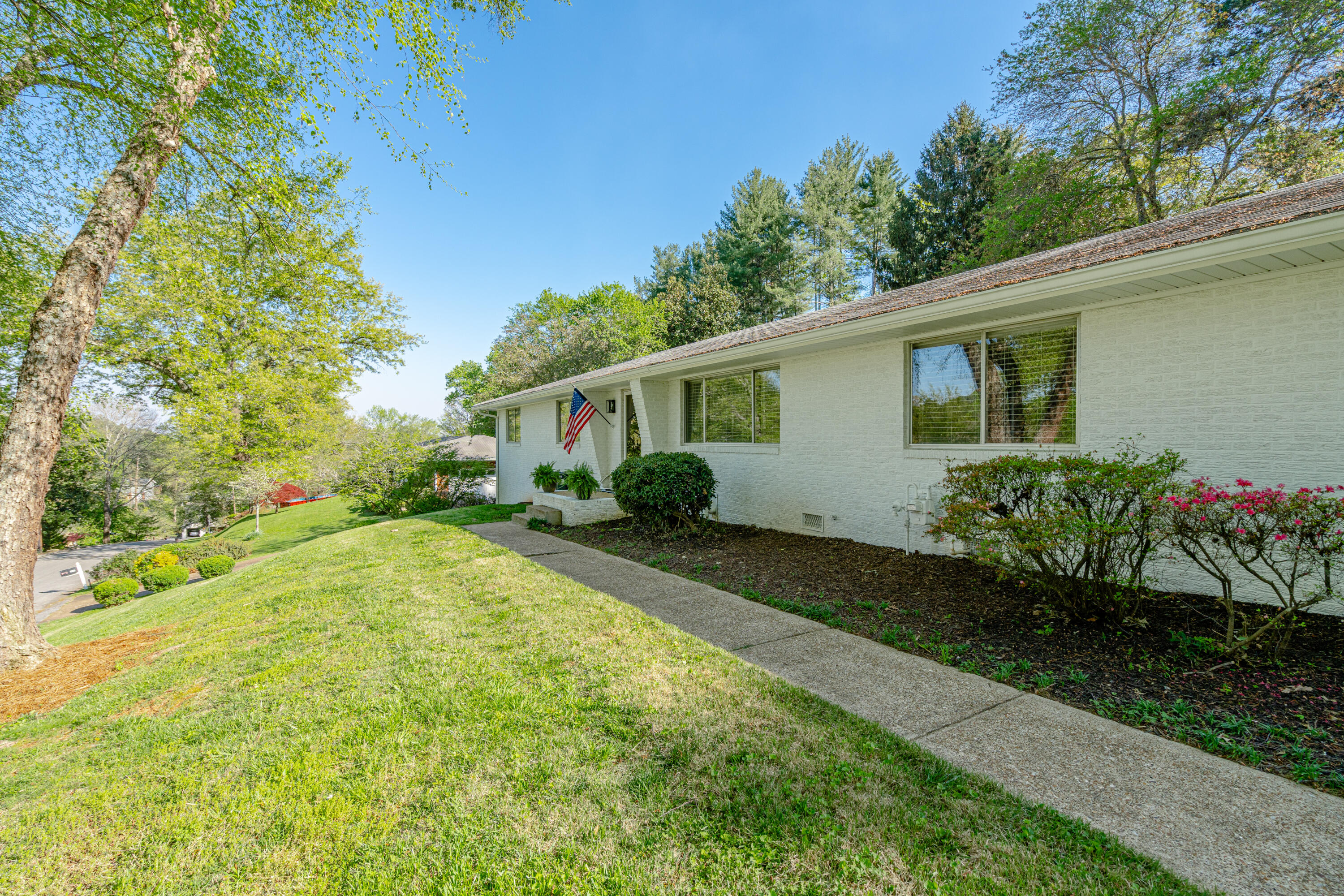 3000 Brownwood Drive