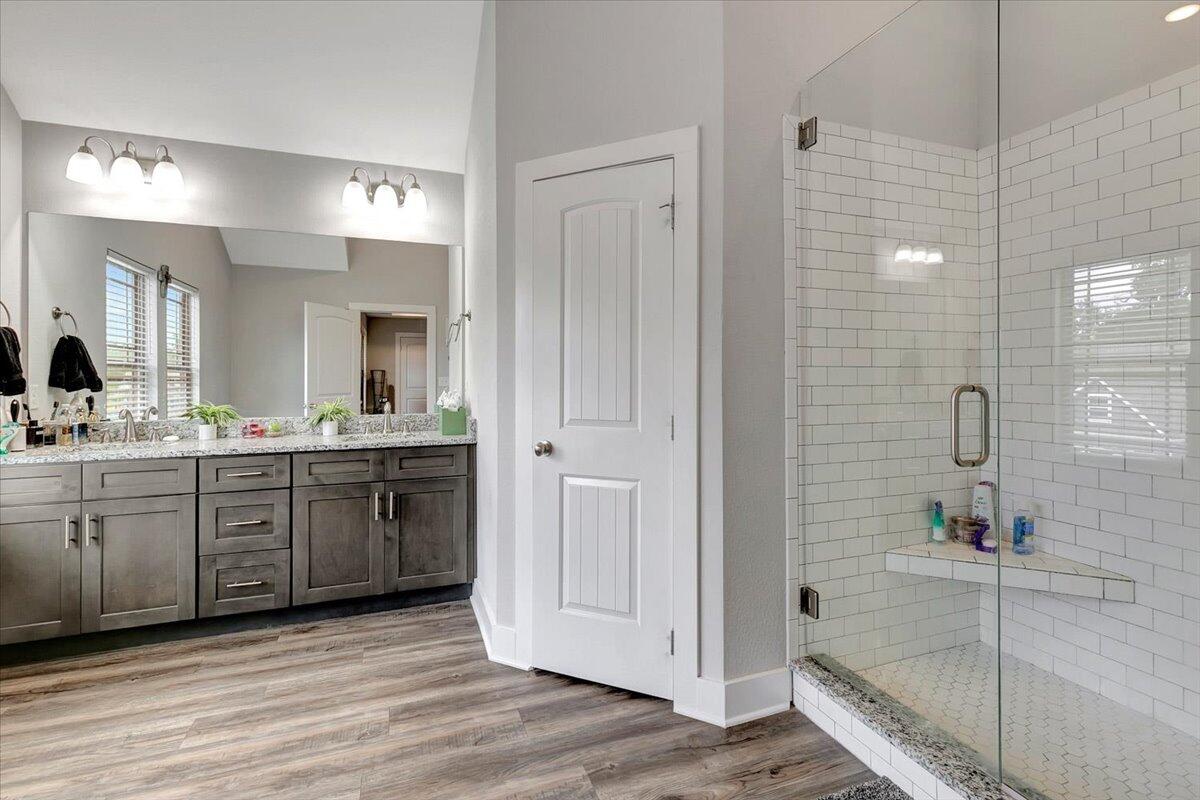 25 Rock Bridge Drive