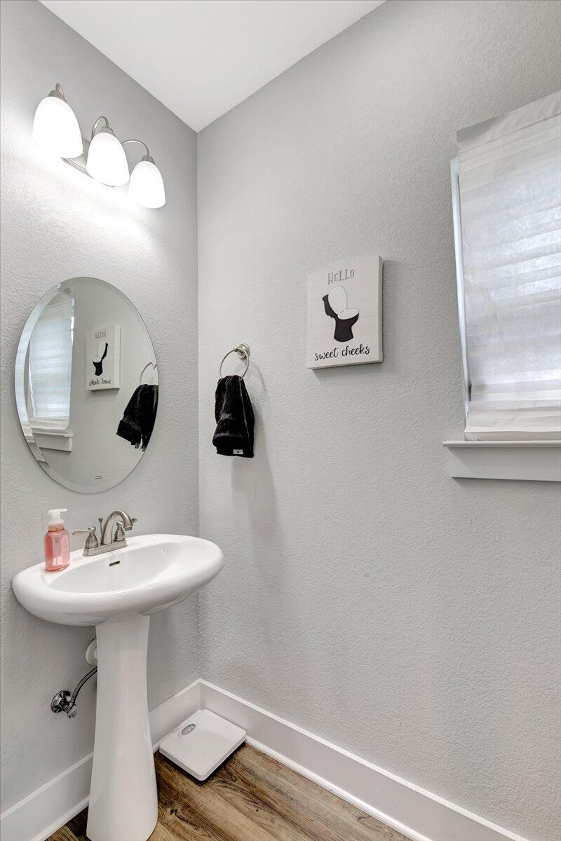 25 Rock Bridge Drive