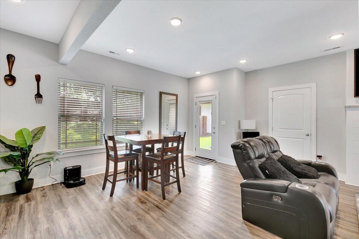 25 Rock Bridge Drive