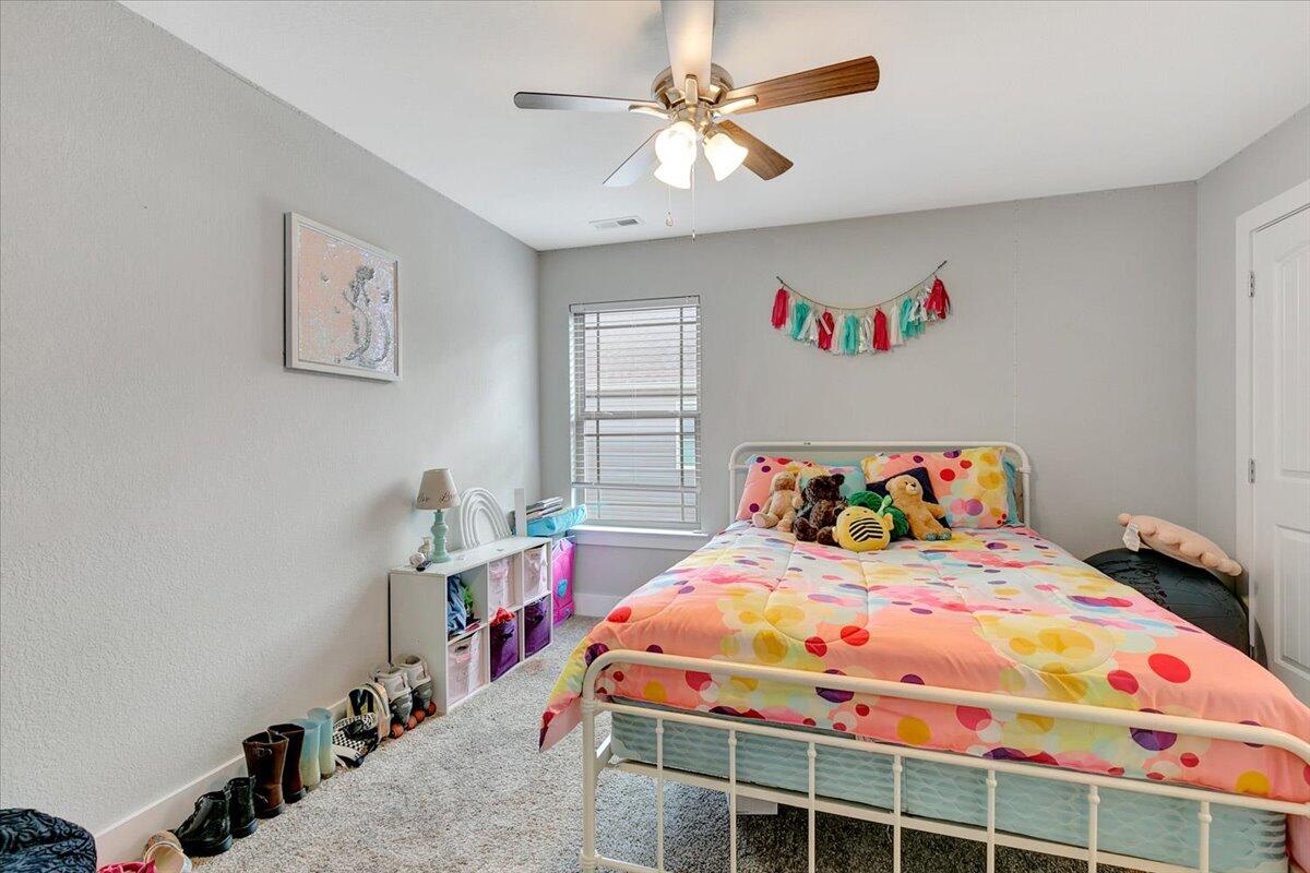 25 Rock Bridge Drive